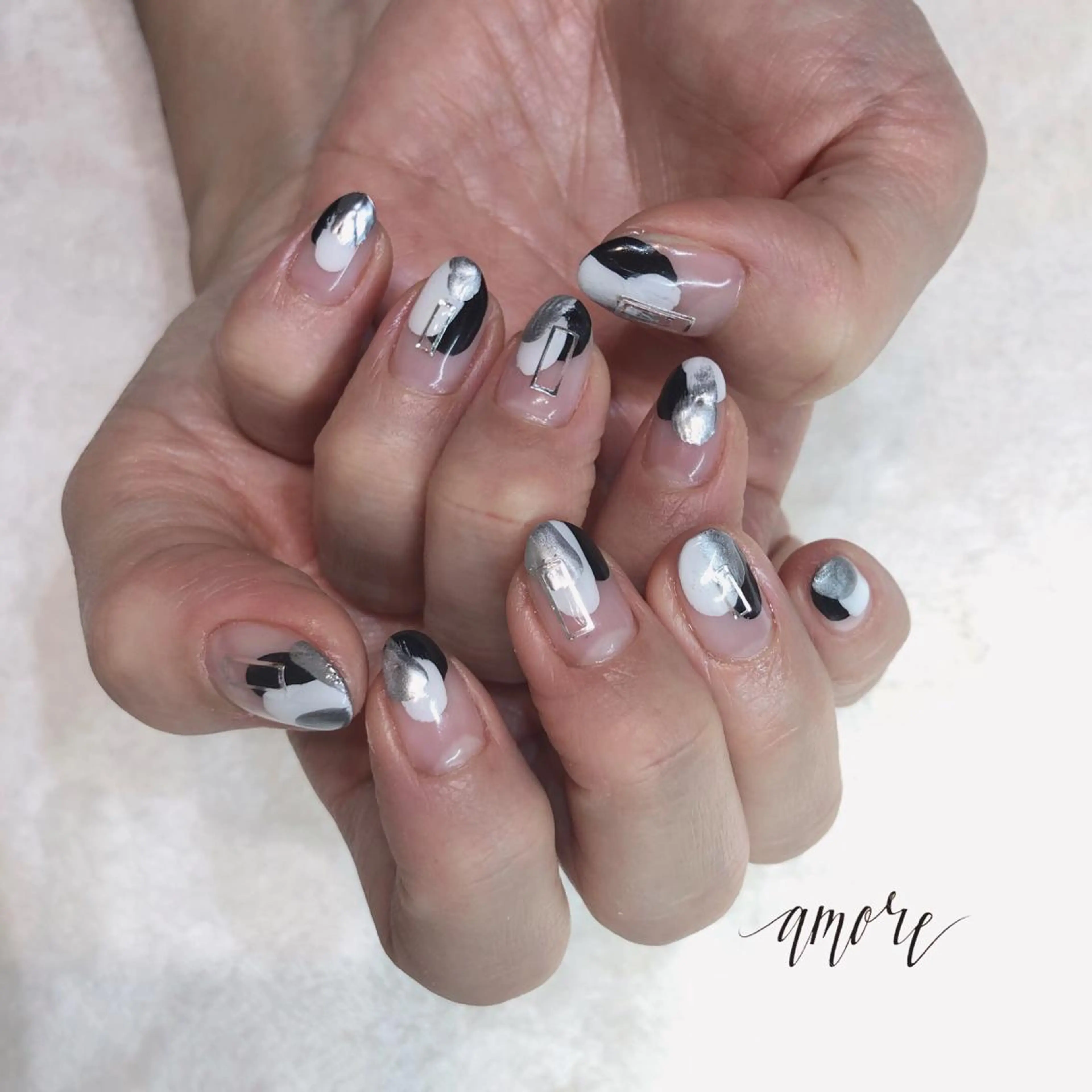 ネイル クリアネイル ジェルネイル ニュアンスネイル You kyehwaのネイルデザイン