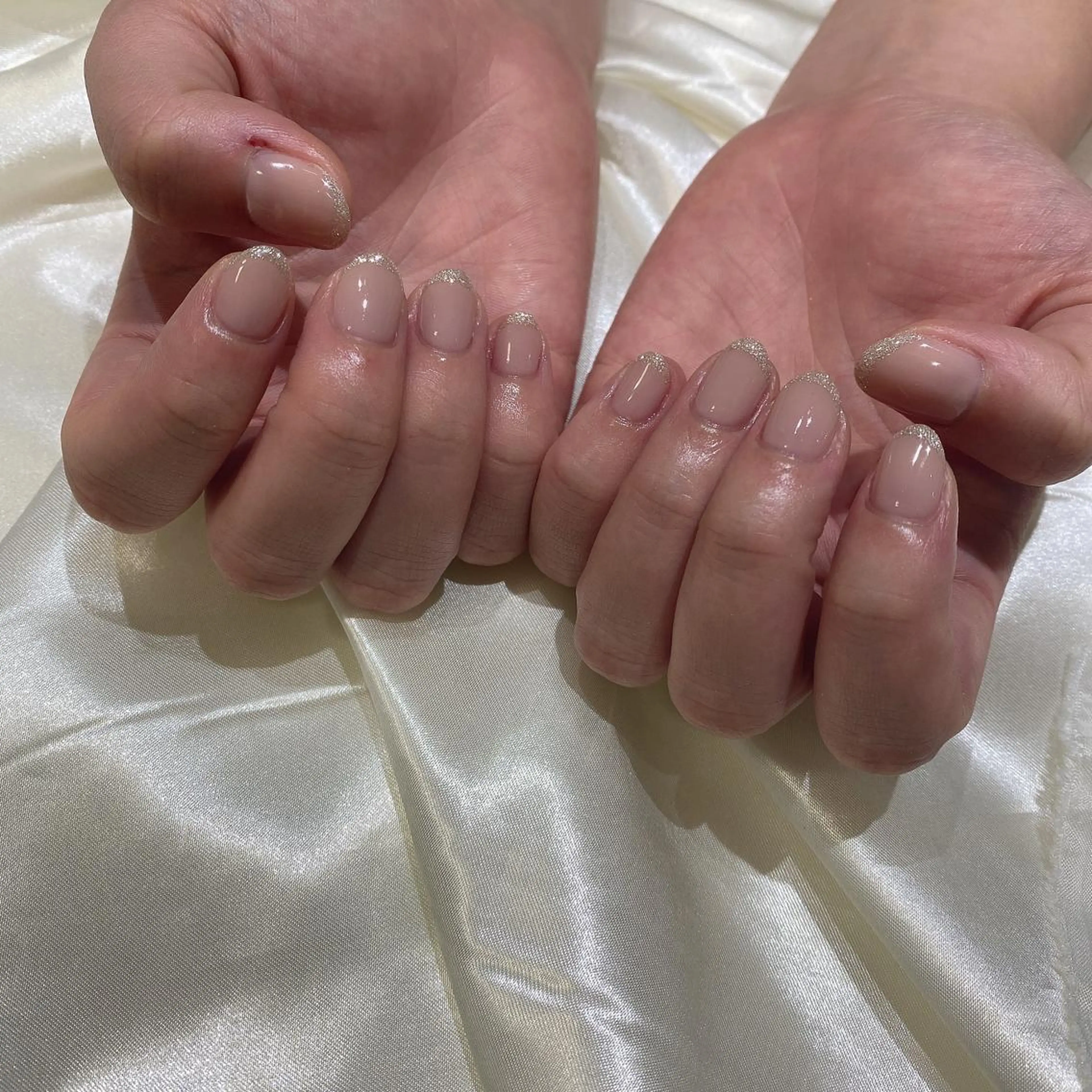 ネイル ハンドネイル 西岡 杏のネイルデザイン