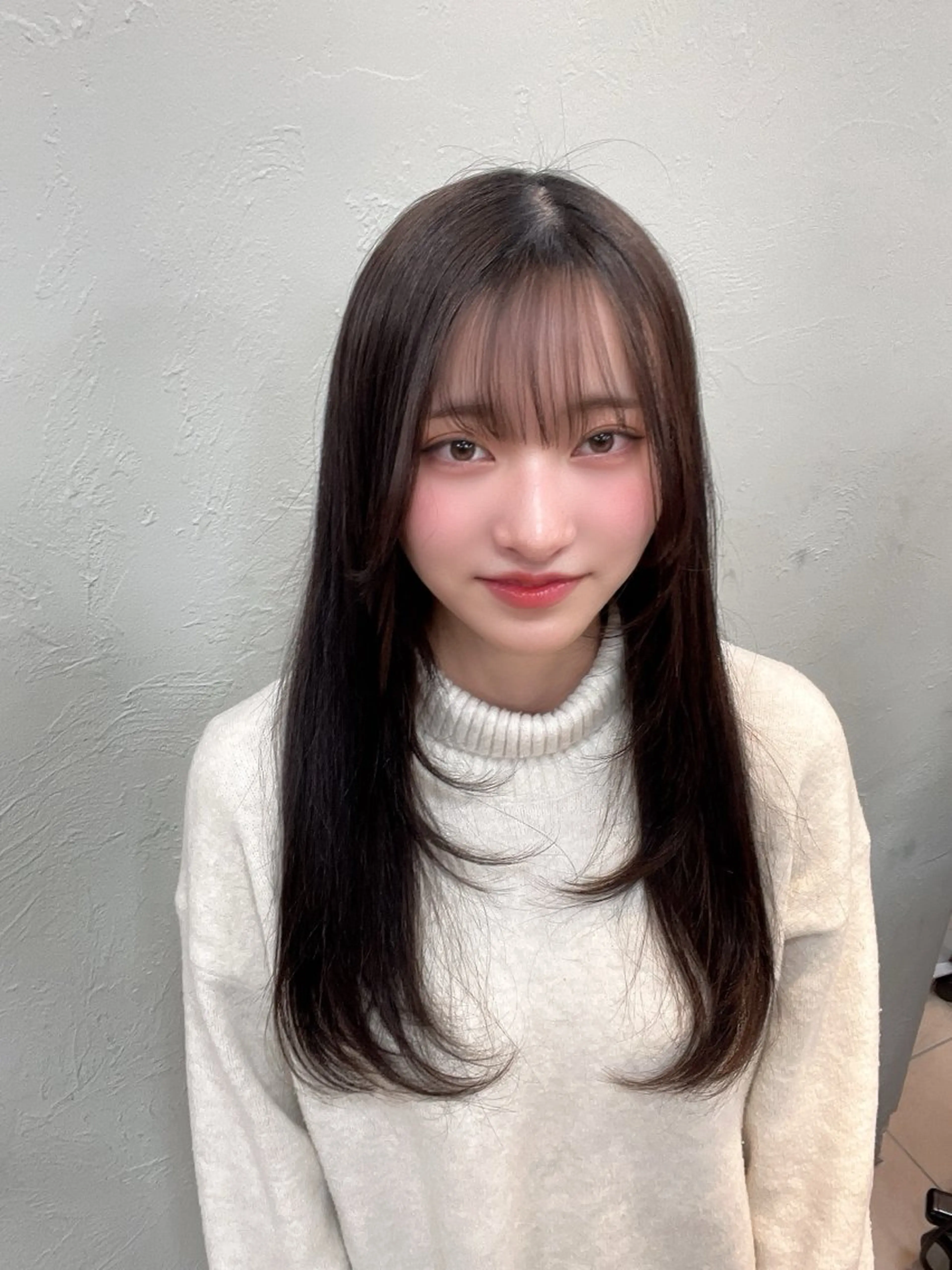 セミロング レイヤーカット ハイトーン×デザイン 🪽🫧HIKARIのヘアスタイル