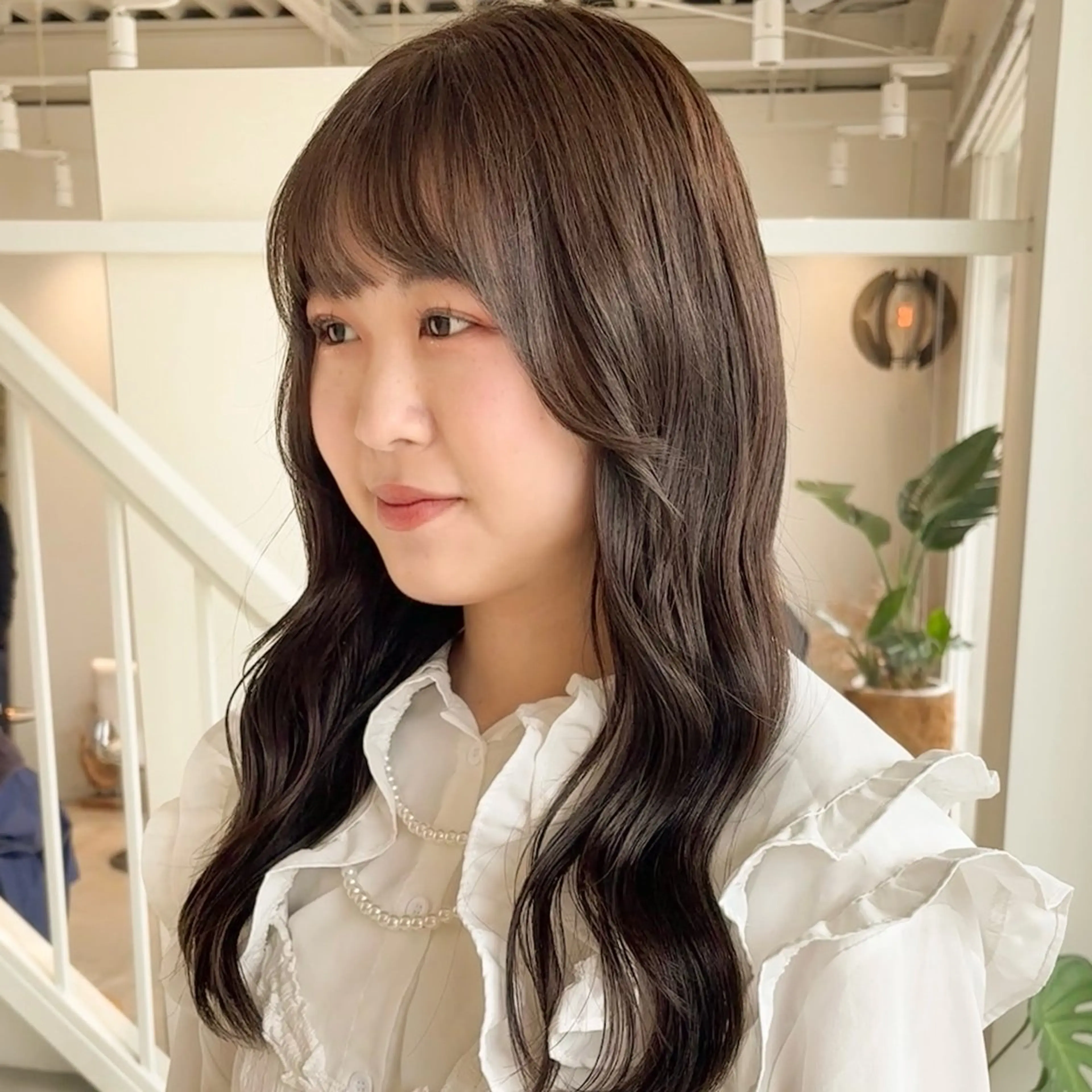 ロング カラー ブラウンカラー 透明感カラー オリーブブラウン 安西 香利奈のヘアスタイル