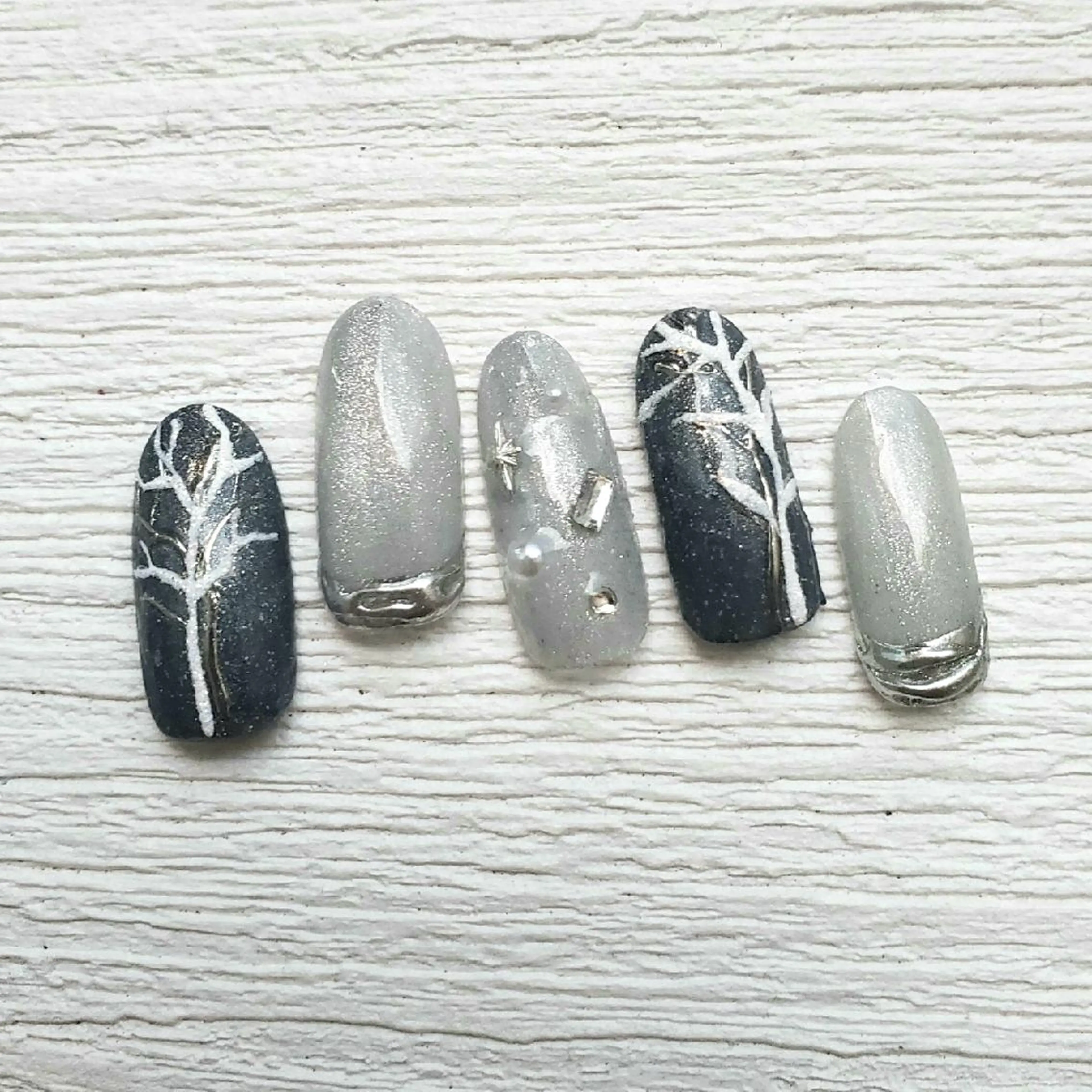 ネイル 冬ネイル ハンドネイル ネイル＆フットケアサロンアイアムアイ所属・ネイリスト モリシタのネイルデザイン