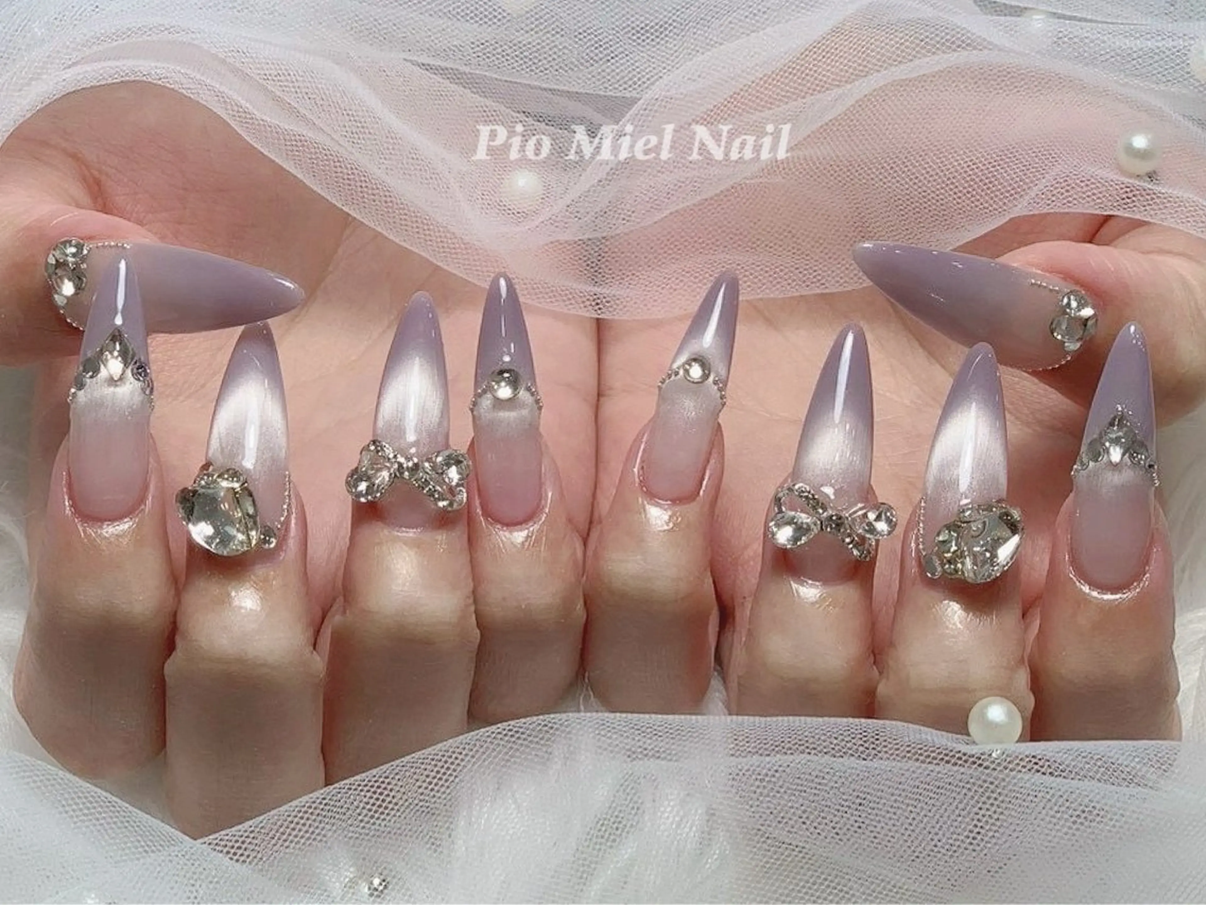 ネイル ハンドネイル HANA 長さだしのネイルデザイン