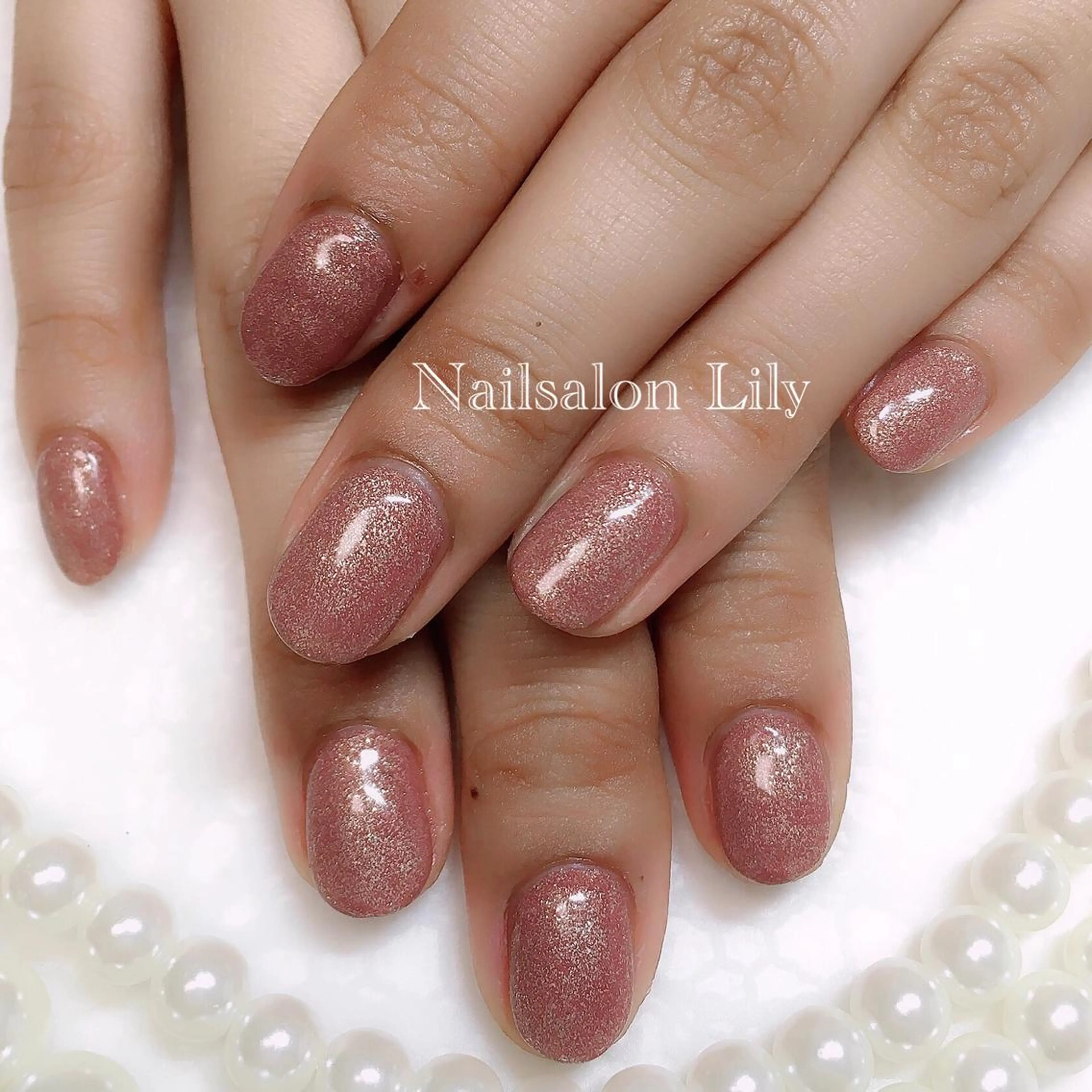 ネイル ブラウン キラキラネイル Nailsalon Lilyのネイルデザイン