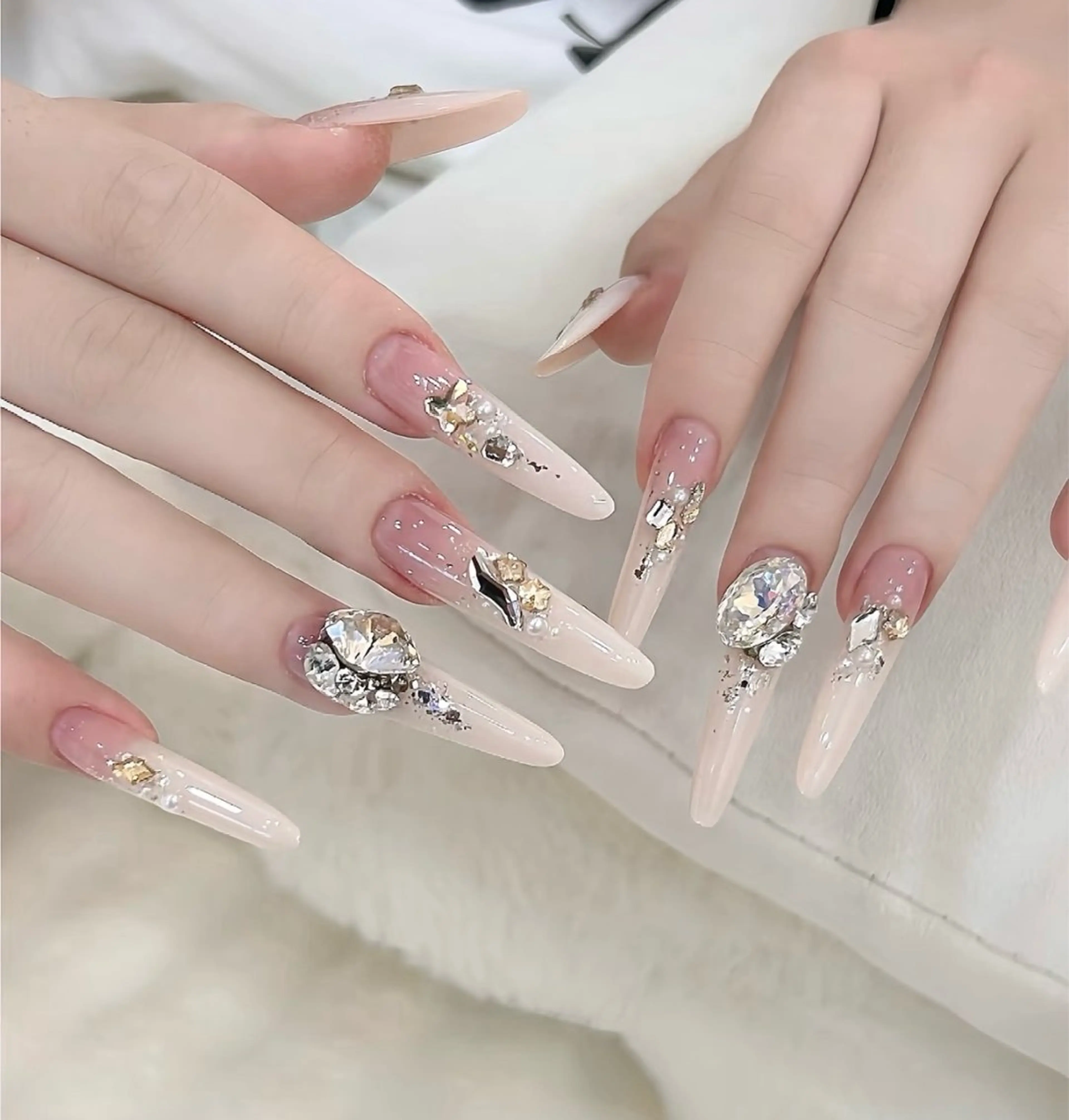 ネイル ネイルサロン Jasmine 池袋東口所属・YU RIのネイルデザイン