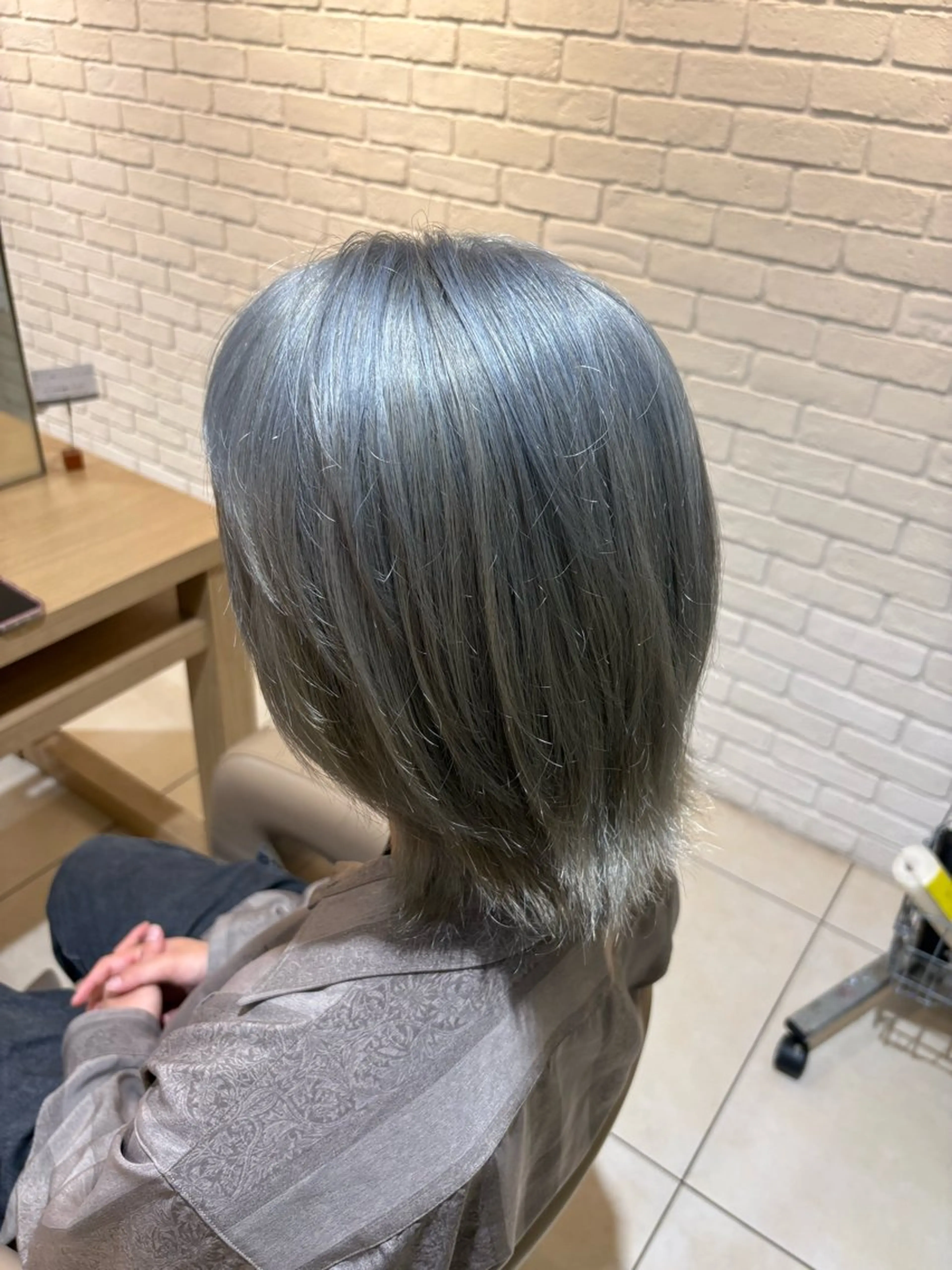 ミディアム ˗ˏˋいくみˎˊ˗ /パーマ/カラーのヘアスタイル