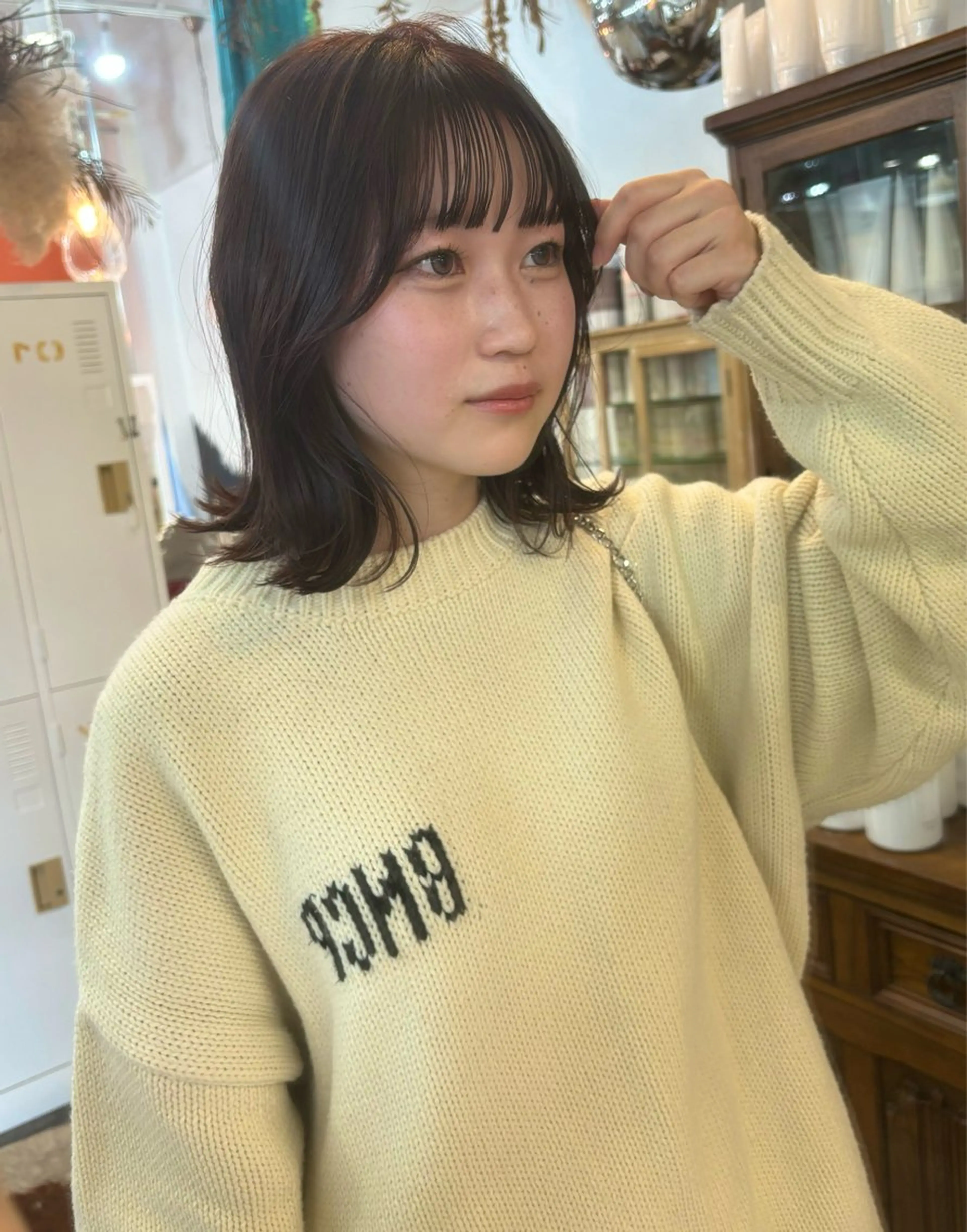 ミディアム カラー ラベンダーカラー LOMARLIE JURIAのヘアスタイル