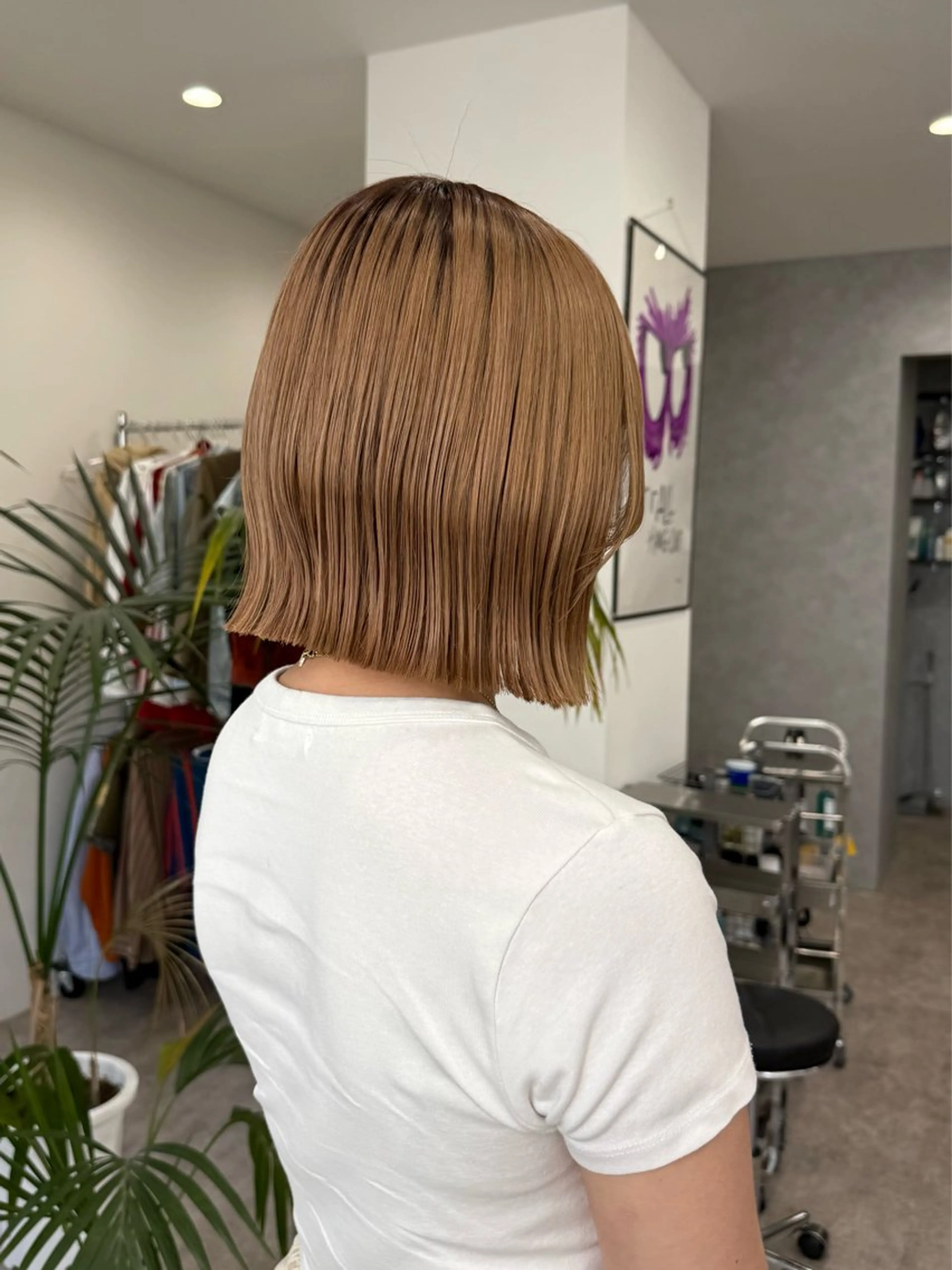 ミディアム ボブ era所属・azumi/ボブ/暖 色/オリーブ/縮毛のヘアスタイル