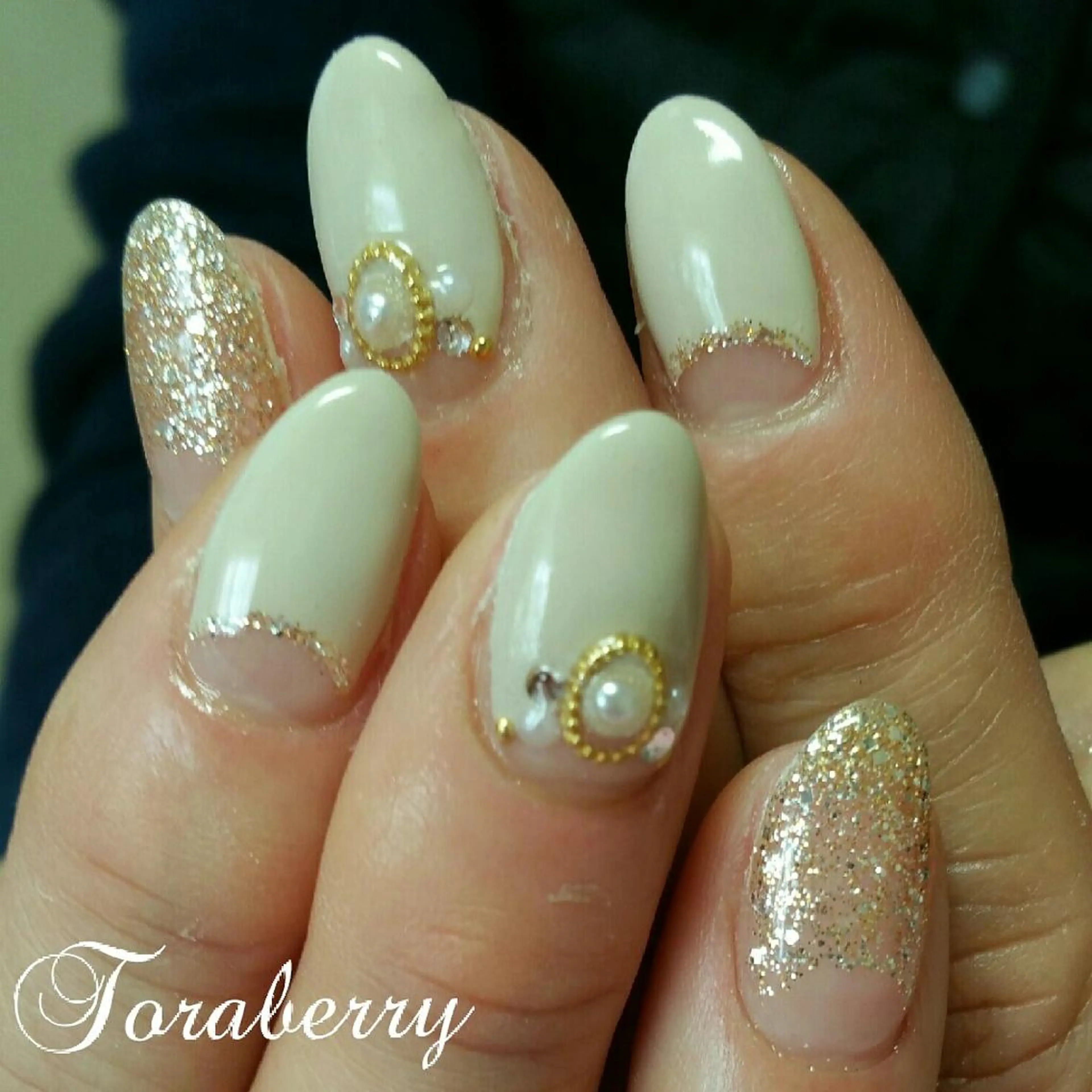 ネイル フレンチネイル 逆フレンチ ネイリスト なつみのネイルデザイン