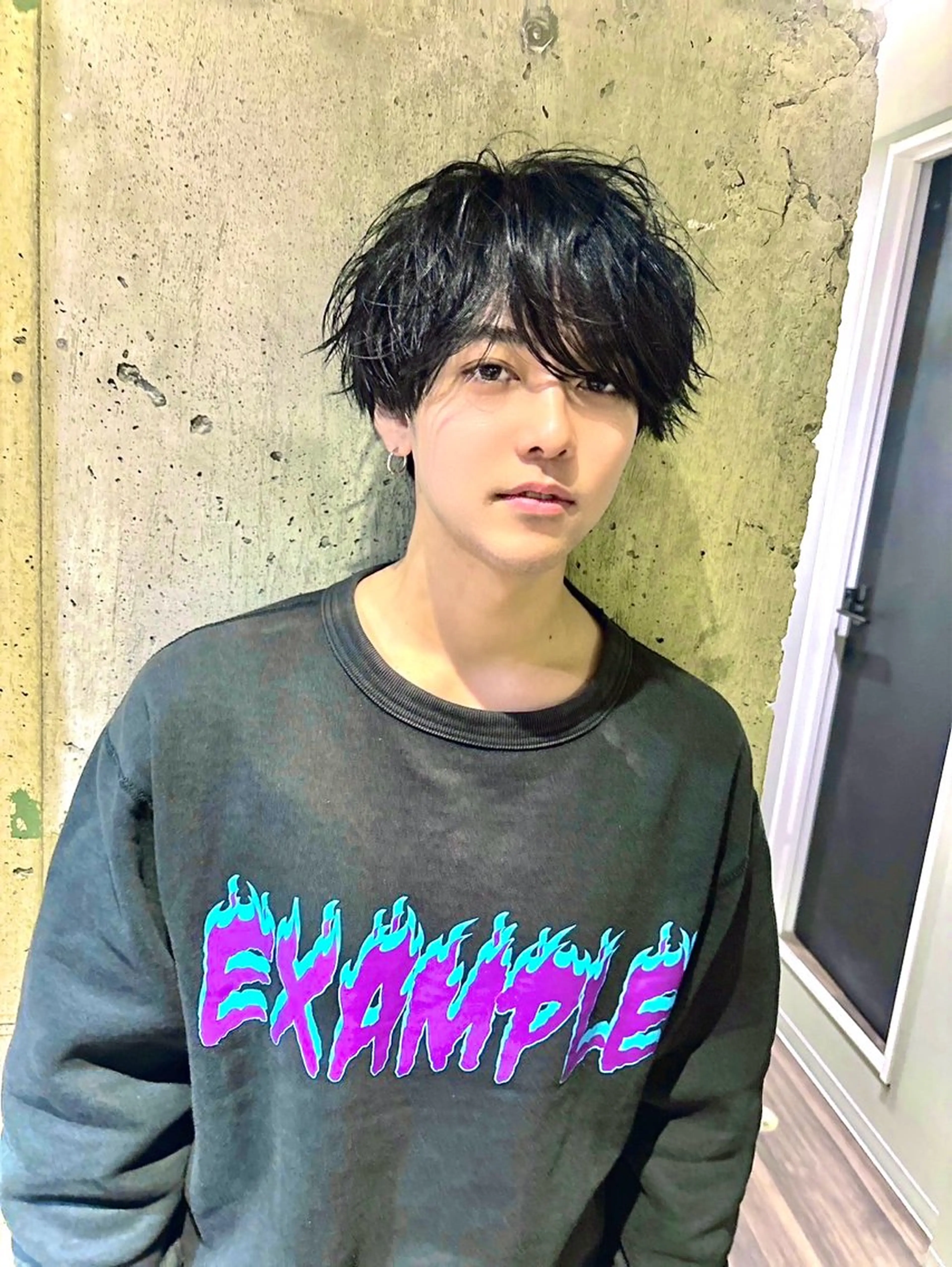 メンズ センターパート メンズハイトーン マッシュウルフ マッシュ メンズパーマ カット ヘアセット メンズヘア/岩舘 真斗のヘアスタイル