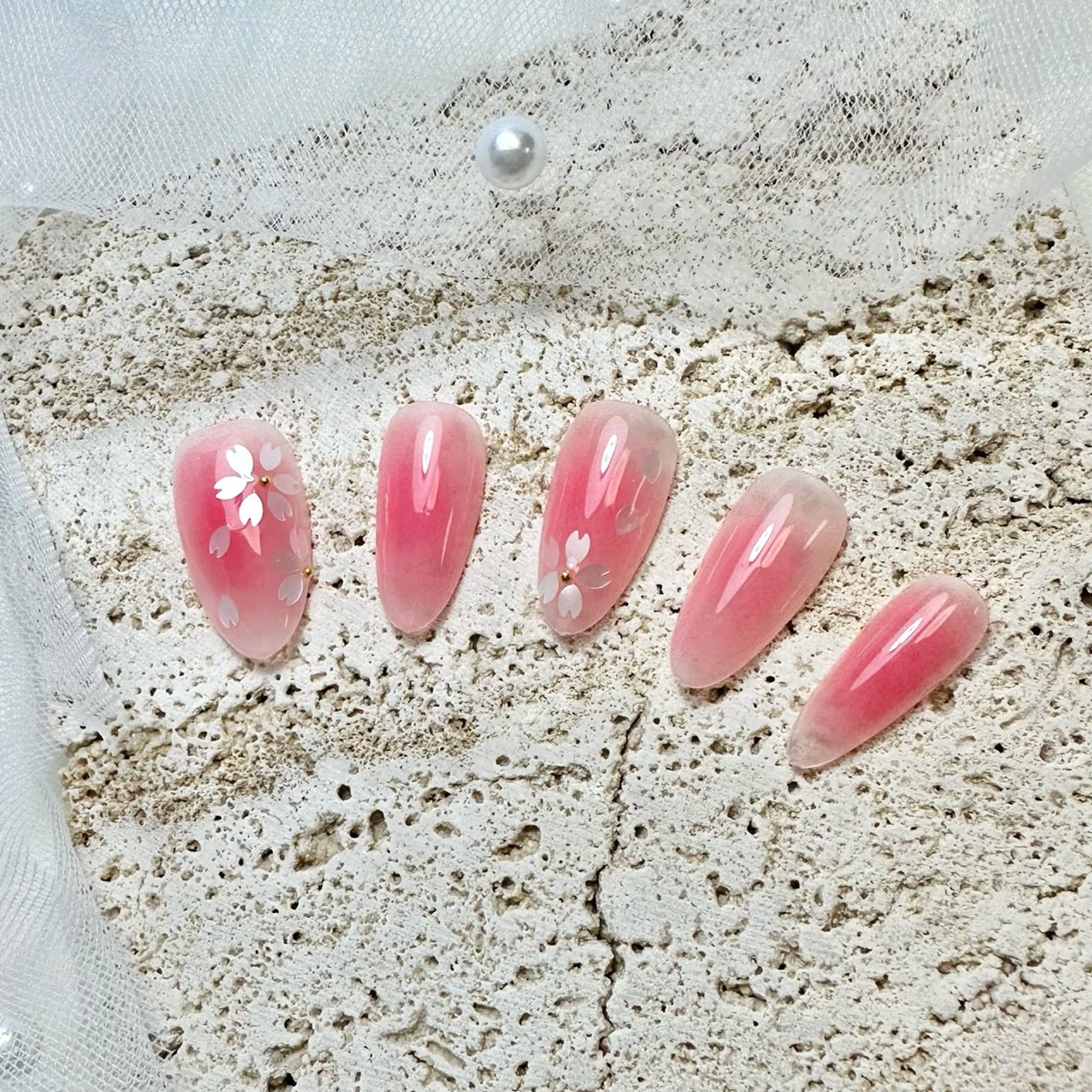 ネイル ハンドネイル ハンドケア nail salon Feerieのネイルデザイン