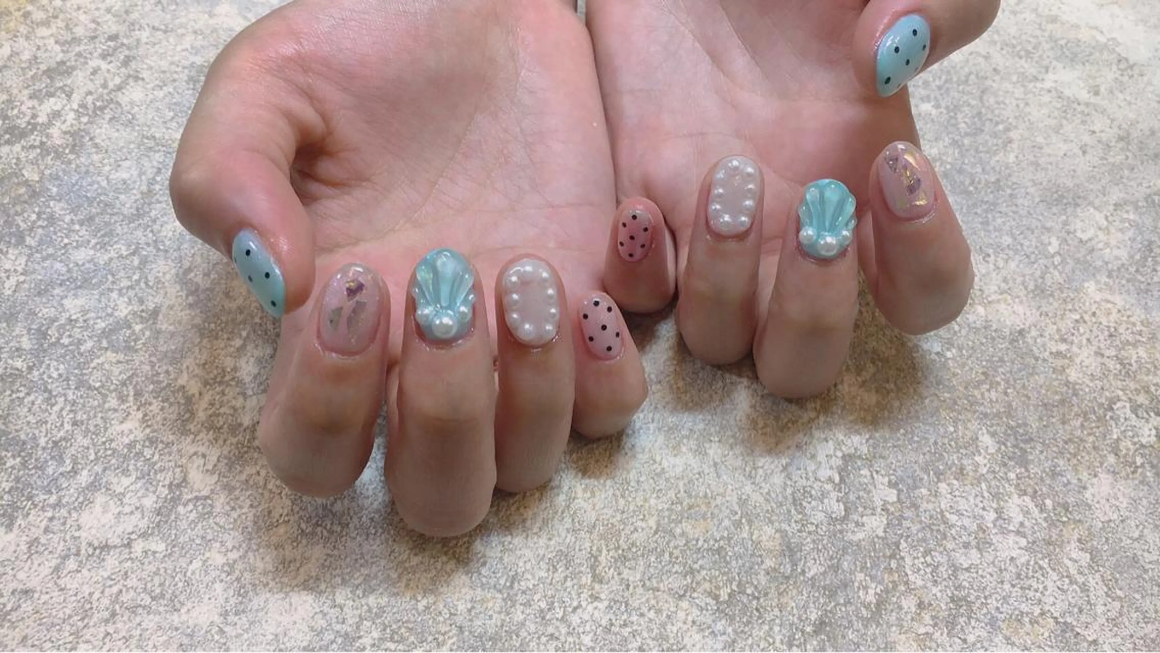 ネイル ハンドネイル LOVE NAIL 💕Sonoのネイルデザイン