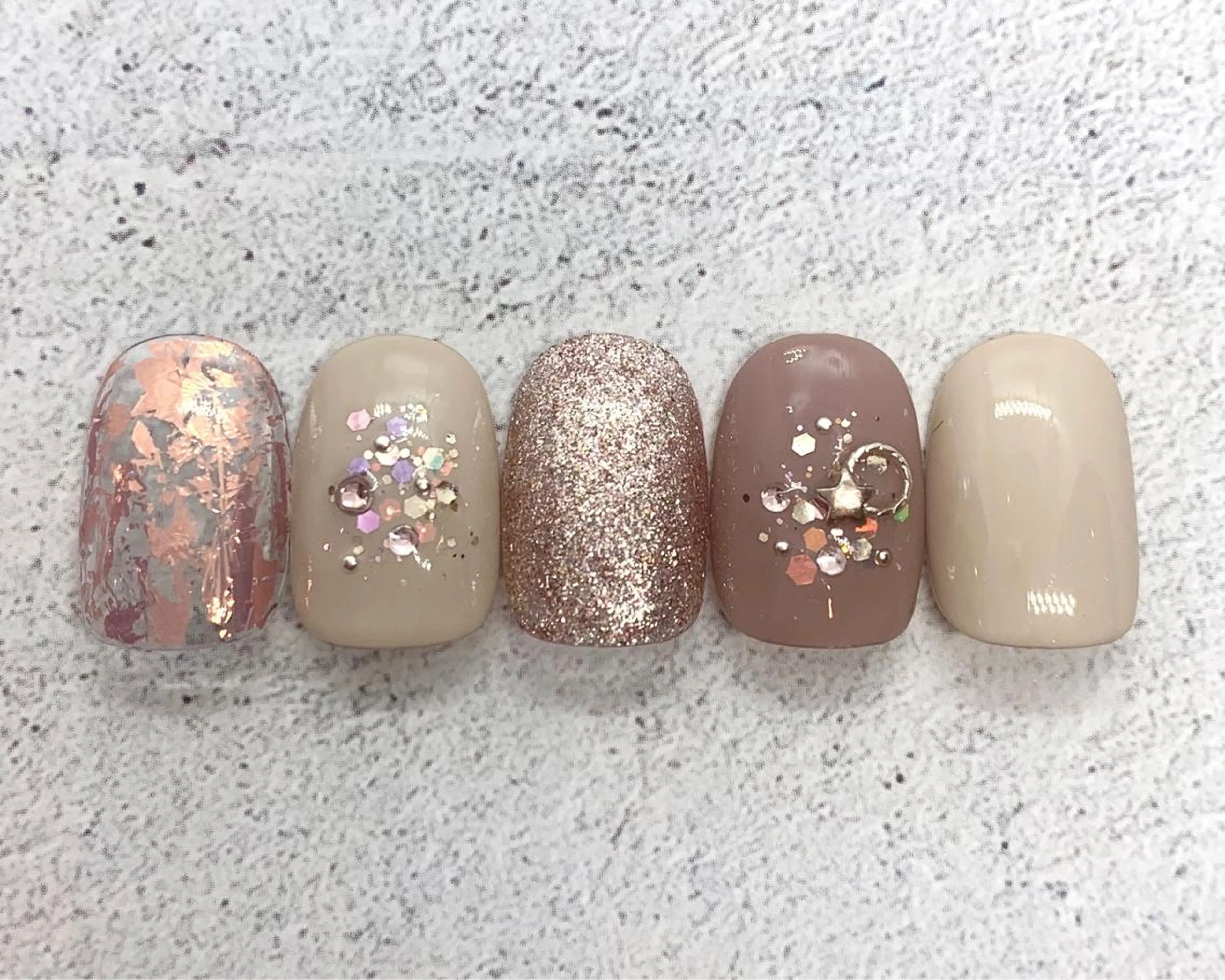 ネイル 寺田 遥菜のネイルデザイン