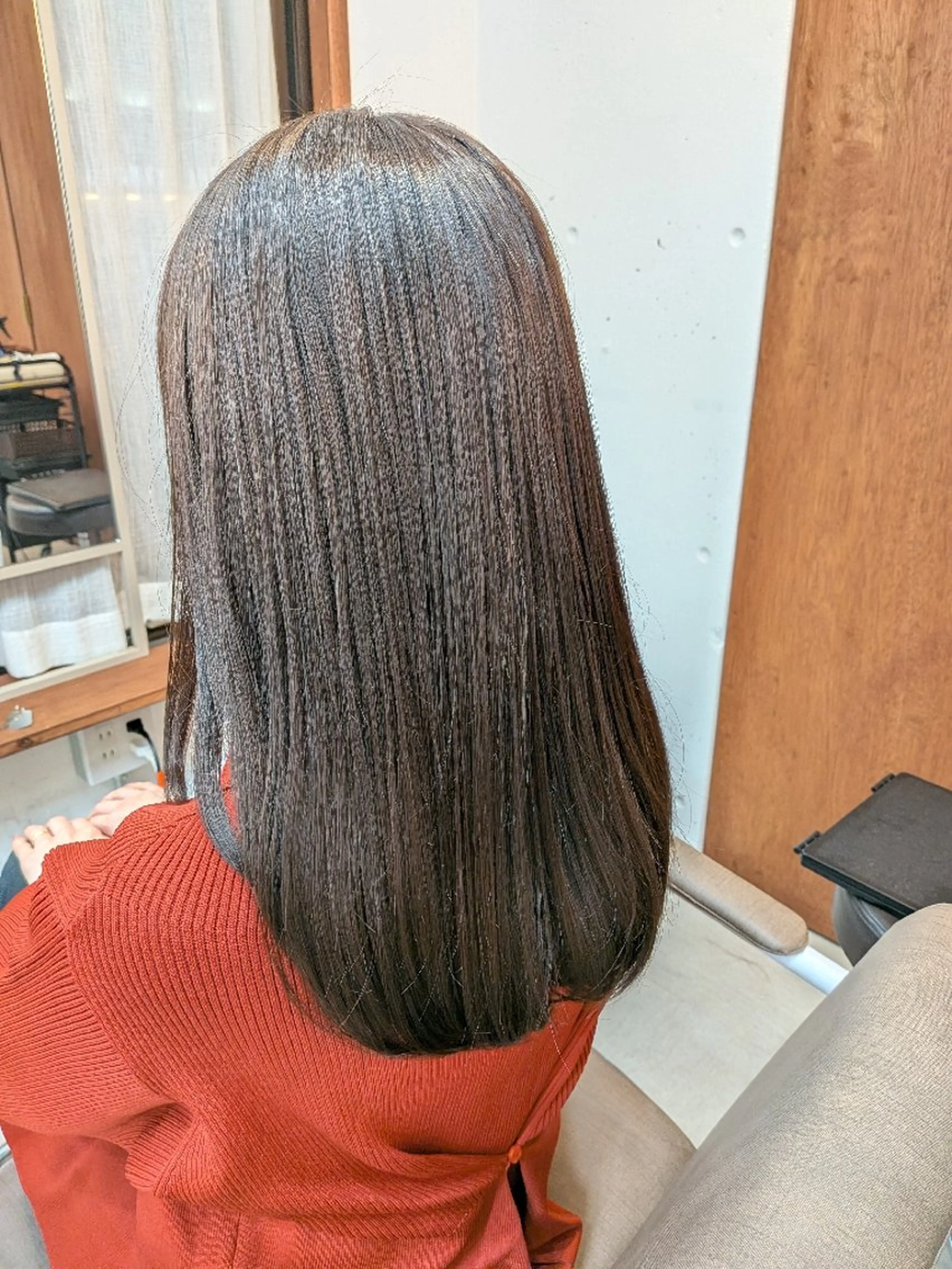 セミロング カラー 髪質改善 トリートメント カット ヘアカラー トリートメント sohee【ソヒ】 305号室のヘアスタイル