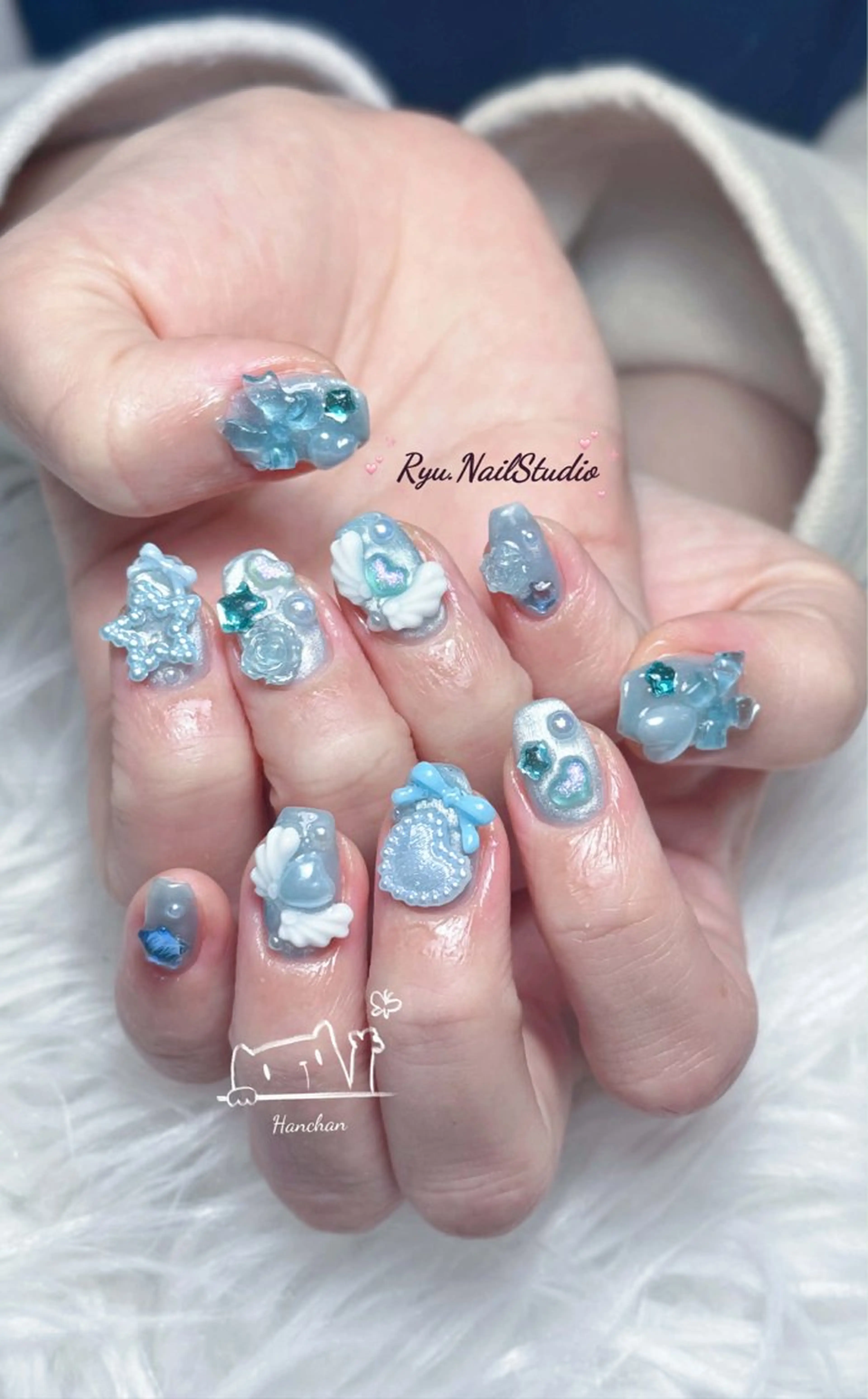 ネイル アートネイル ジェルネイル マグネットネイル ニュアンスネイル シンプルネイル ハンドネイル Ryunail所属・Ryu Nail NekoChanのネイルデザイン