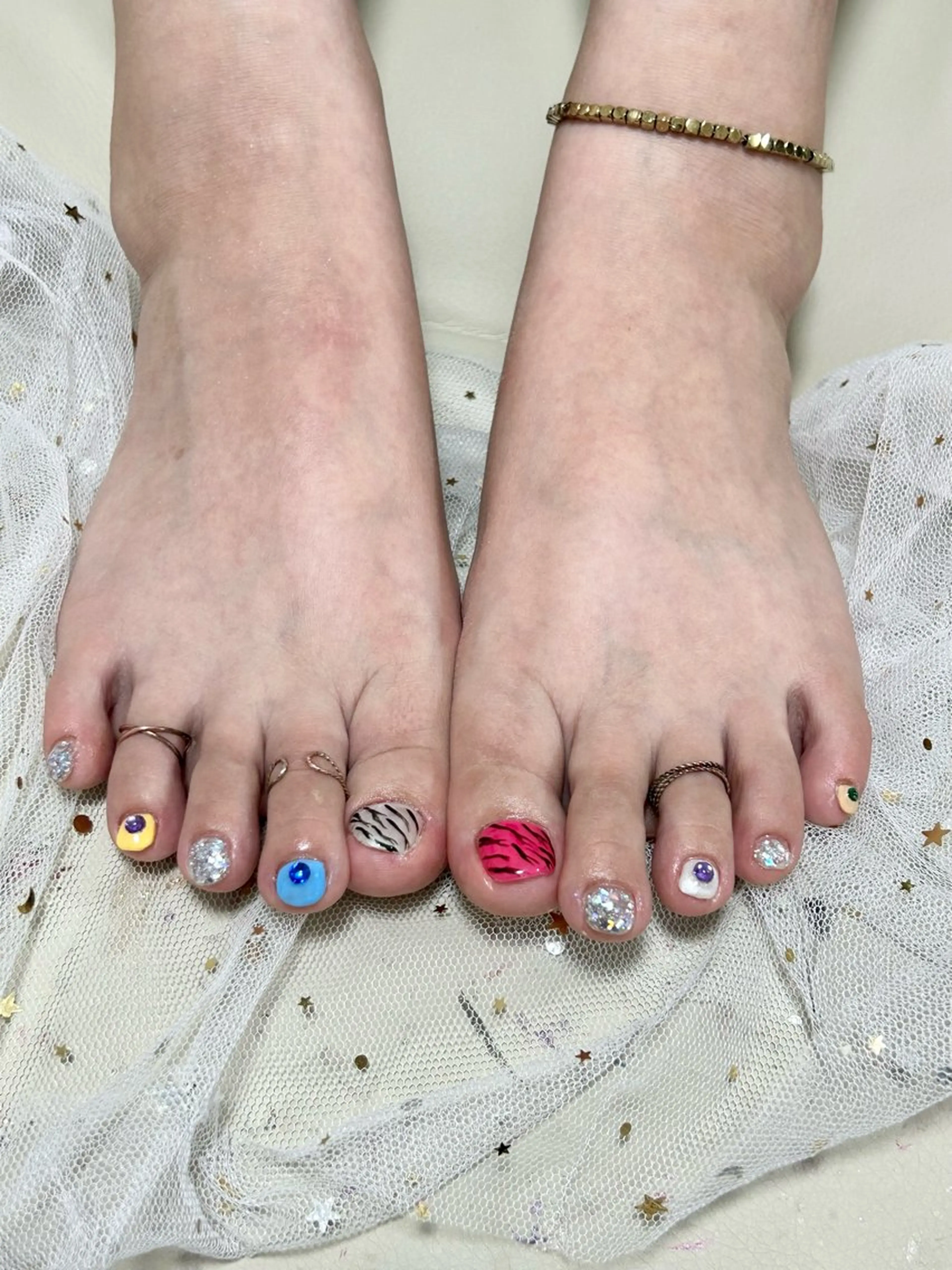 ネイル フットネイル コウ ヨウのネイルデザイン