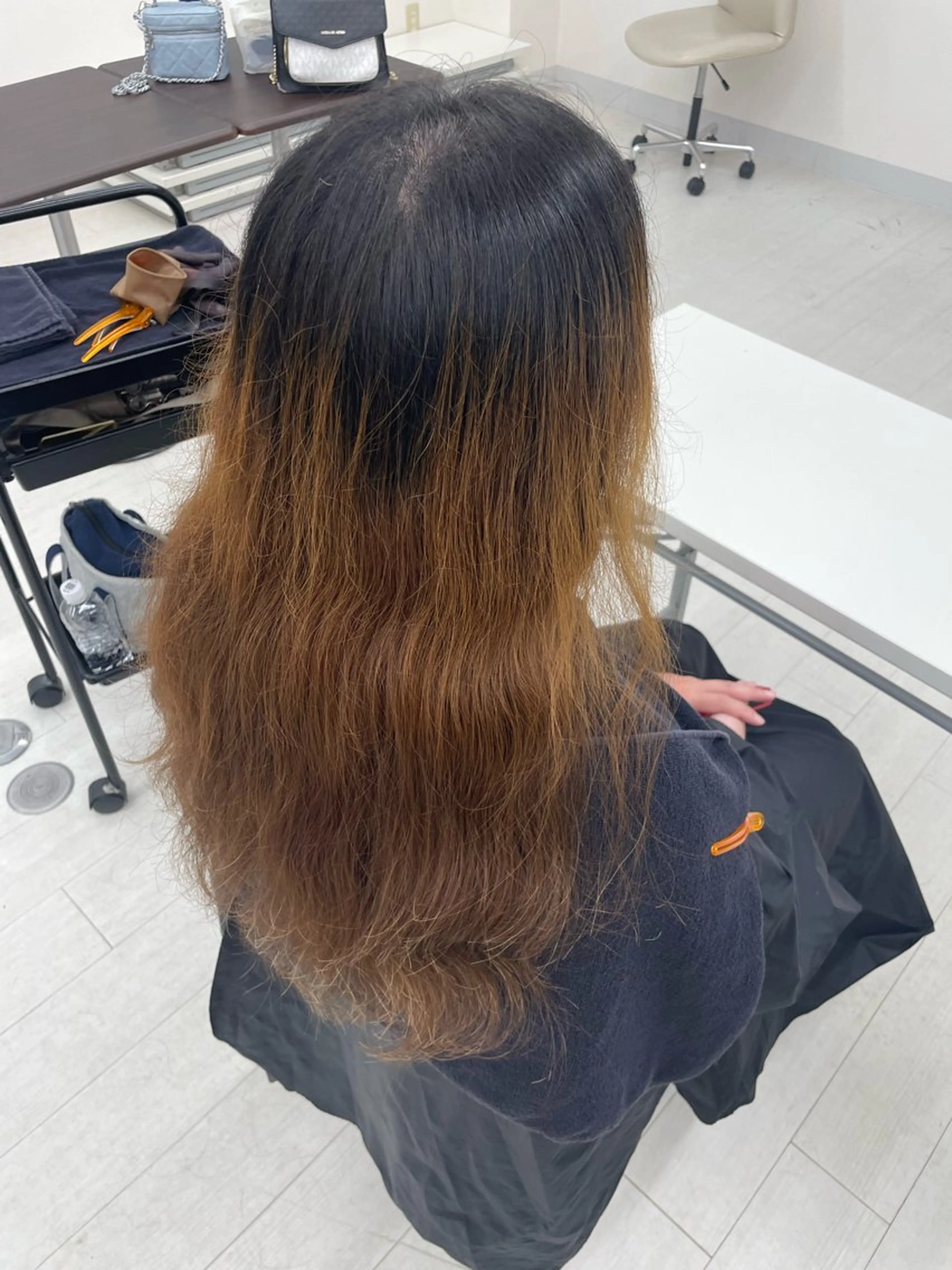 カラー 脇 麻紘のヘアスタイル