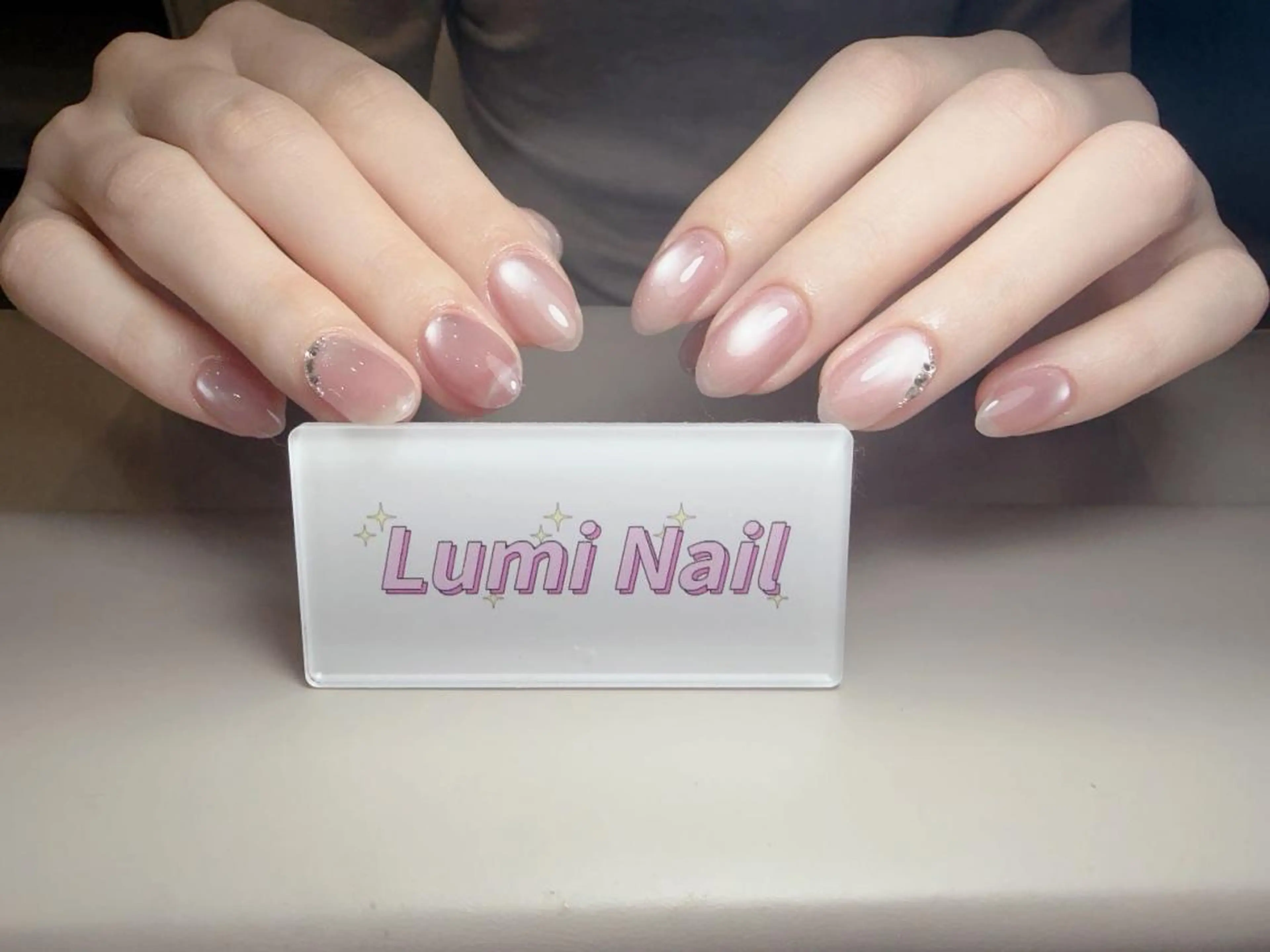 ネイル 長さ出し フットネイル フレンチネイル ジェルネイル ガラスフレンチ 神本 嵐のネイルデザイン