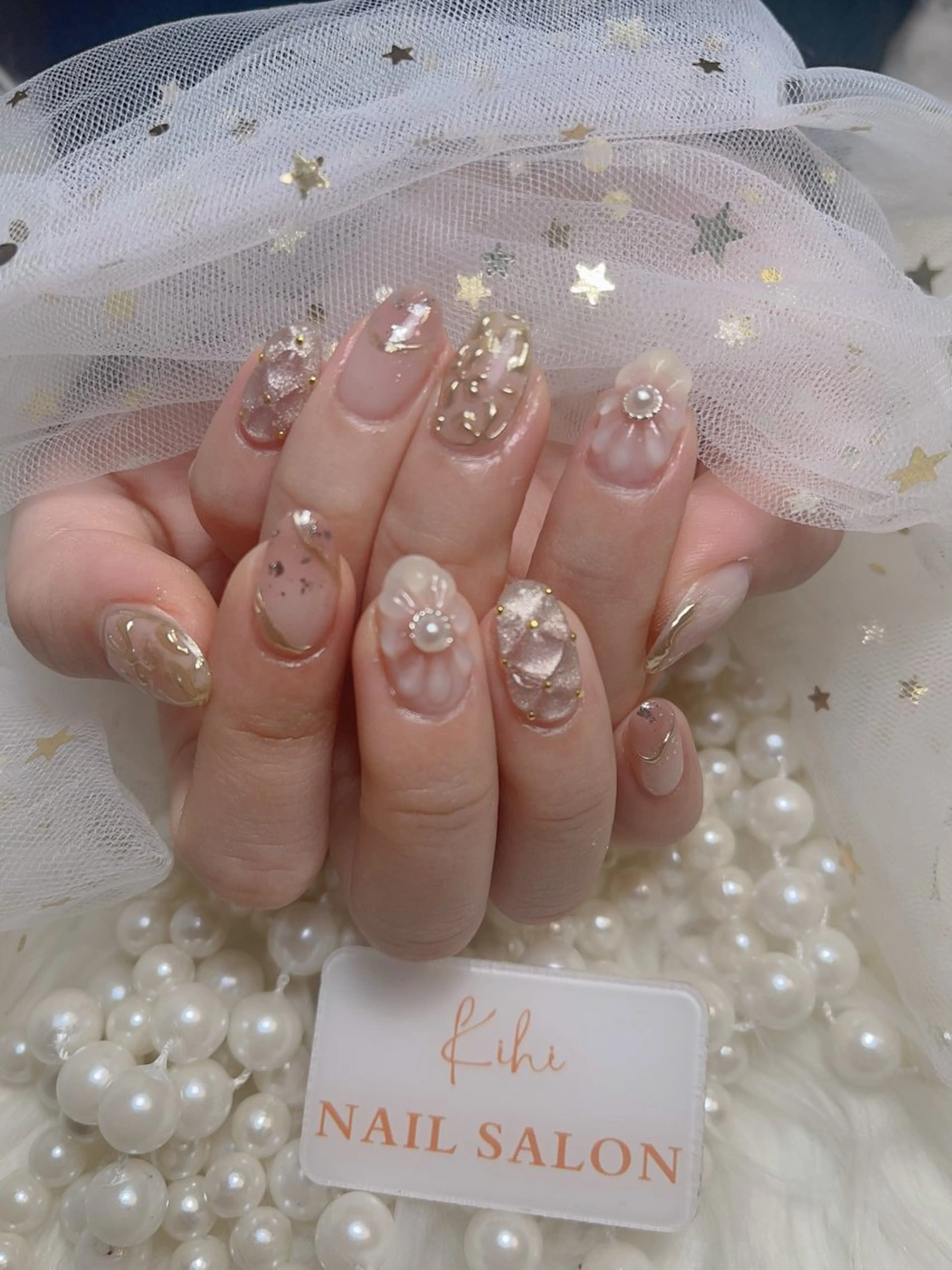 ネイル アートネイル フレンチネイル ジェルネイル グラデーション 韓国ネイル ハンドネイル 💕鈴木ユリ パラジェル/オフ無料のネイルデザイン