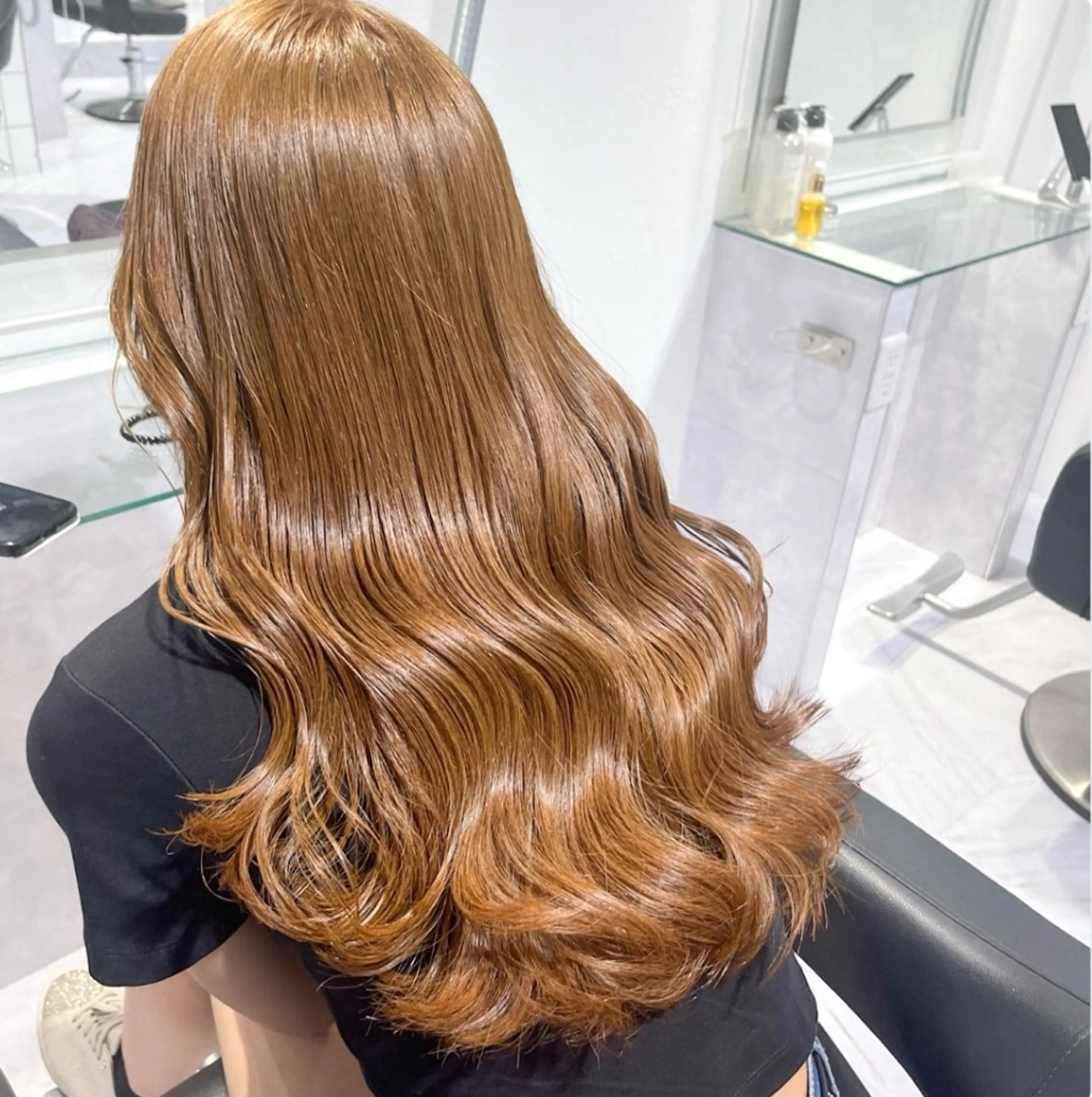 ロング カラー 🫧うる艶トレンド 🫧透明感カラーのヘアスタイル