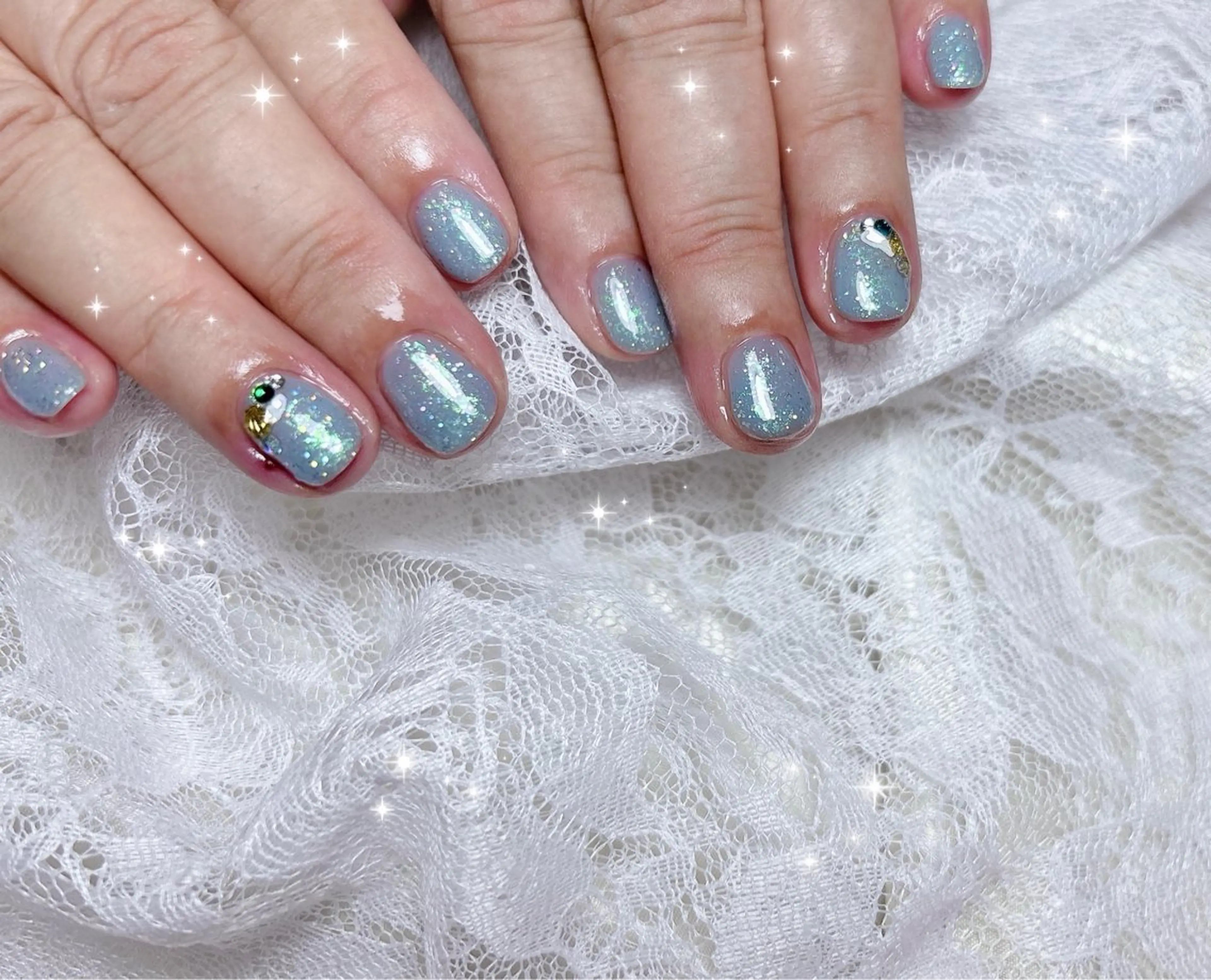 ネイル オーロラネイル ブルー ハンドネイル FLARE NAIL フレアネイルのネイルデザイン