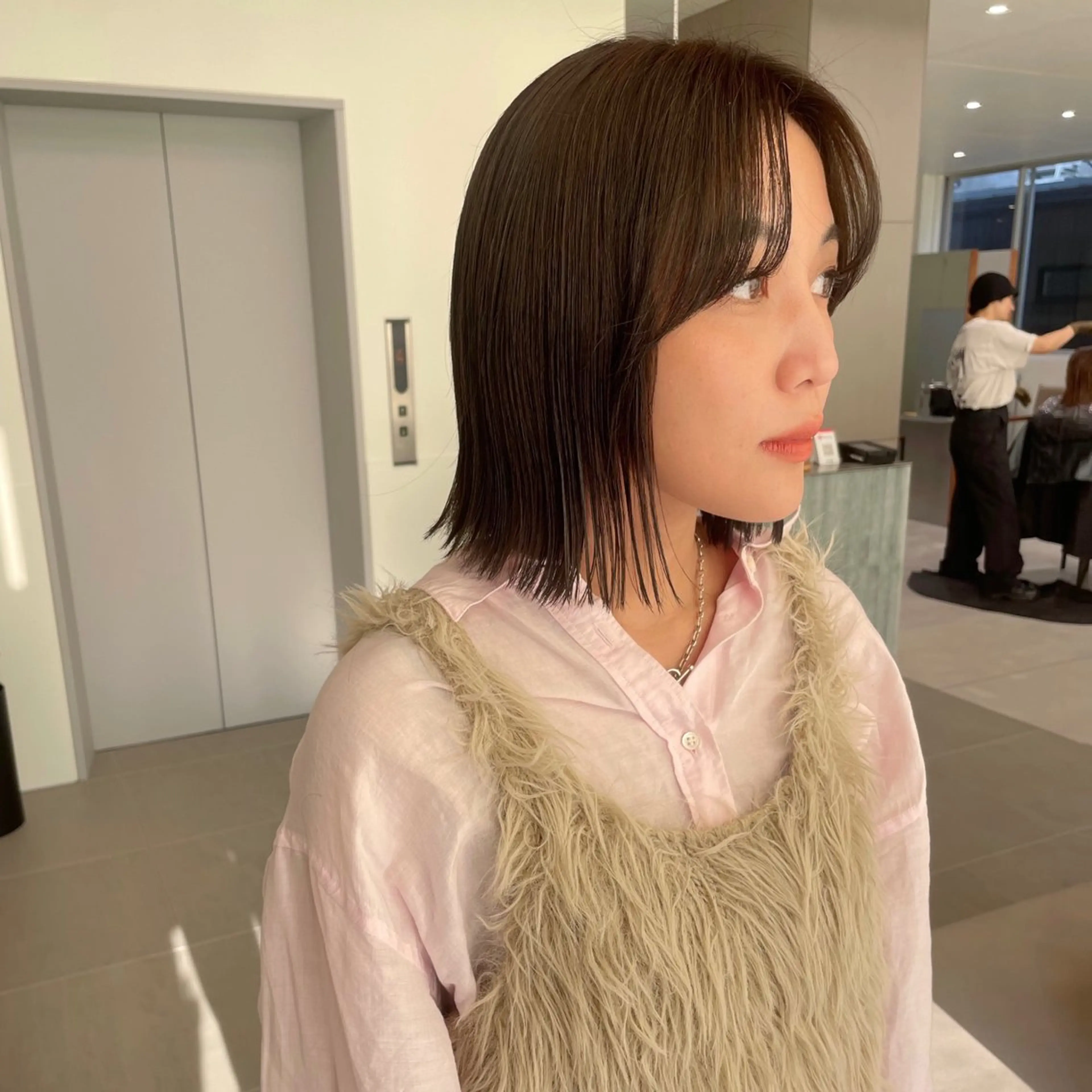 ショート カラー ベージュカラー ブリーチ 透明感カラー ダブルカラー ブリーチなしカラー ブリーチ/レイヤー 🌻Mutsumiのヘアスタイル