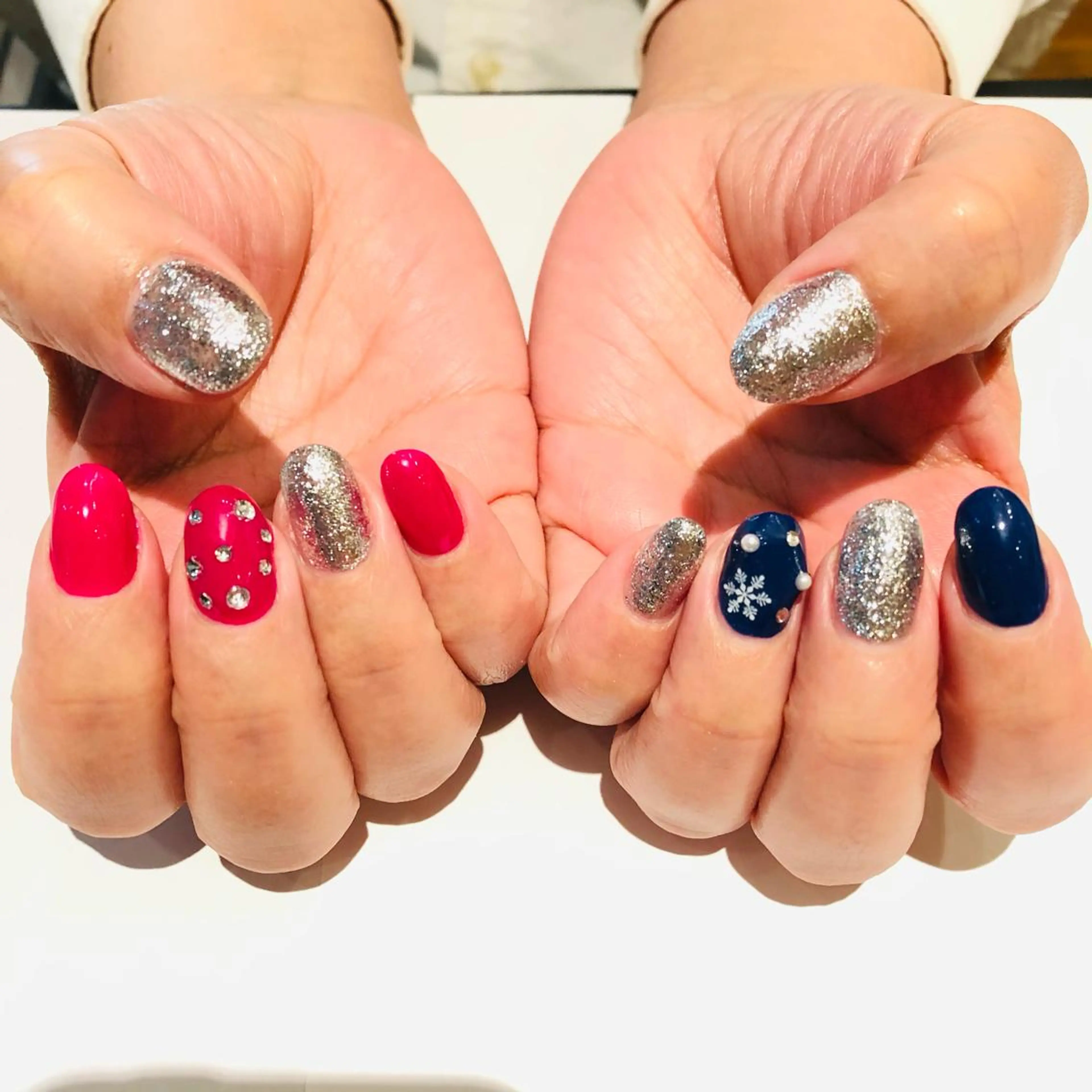 ネイル 冬ネイル クリスマス 大阪福島 韓国まつげ Sayaka🤍🐩のマツエク・マツパデザイン