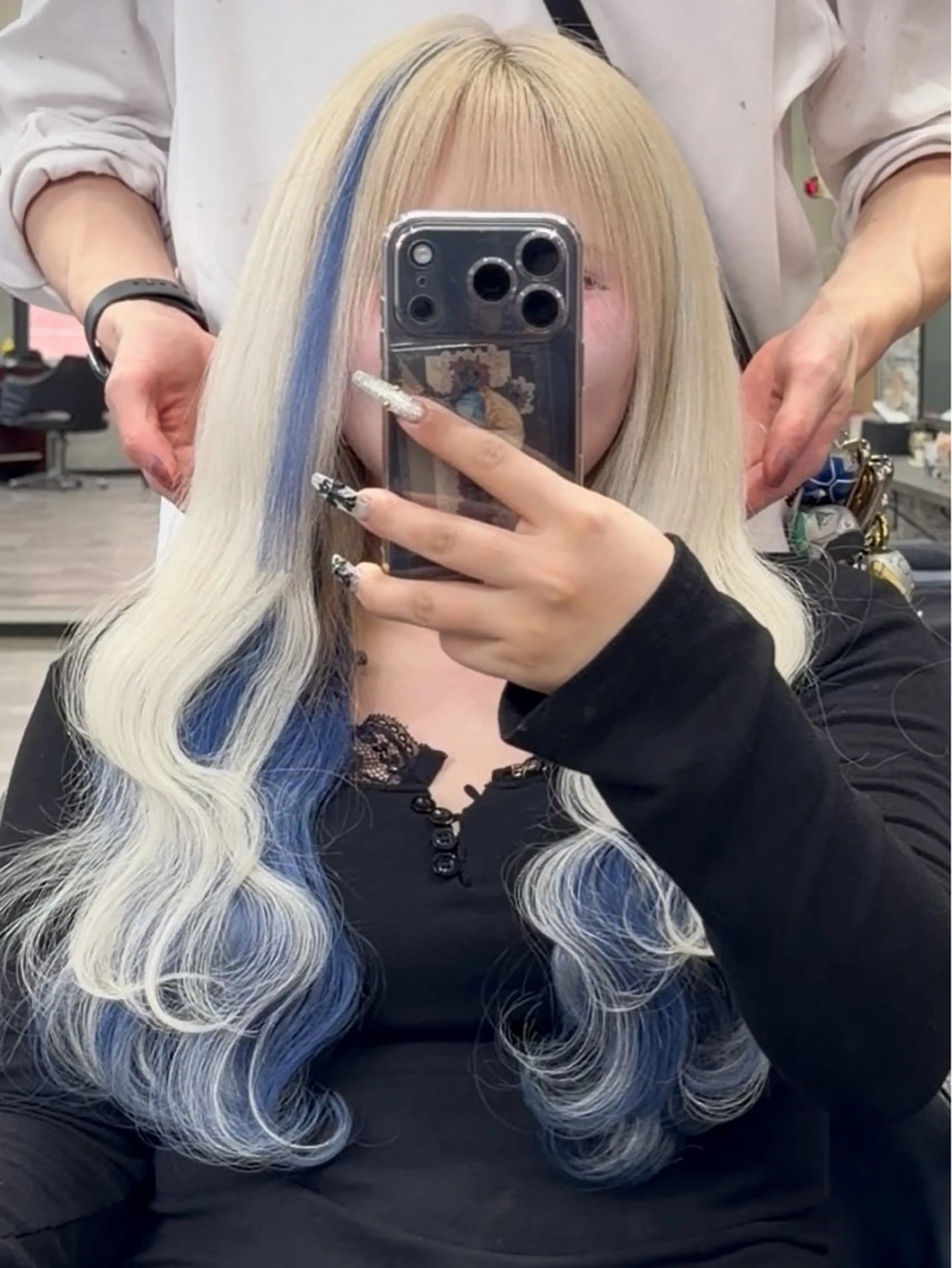 ロング カラー カット ヘアカラー トリートメント エクステ ハイトーンエクステ 🎩カズキ🎩のヘアスタイル