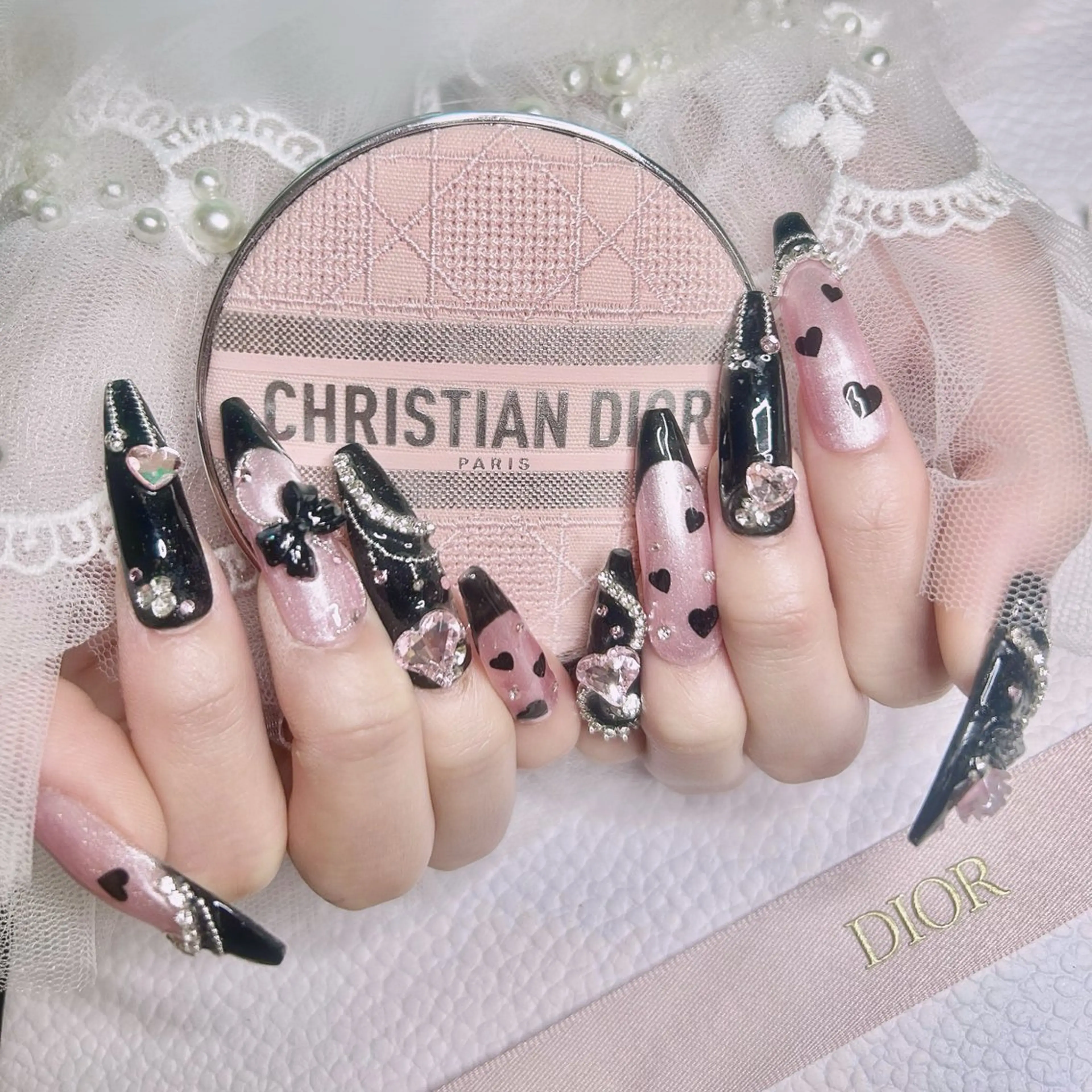 ネイル ハンドネイル hinata池袋 🌙WOLTOKYOのネイルデザイン