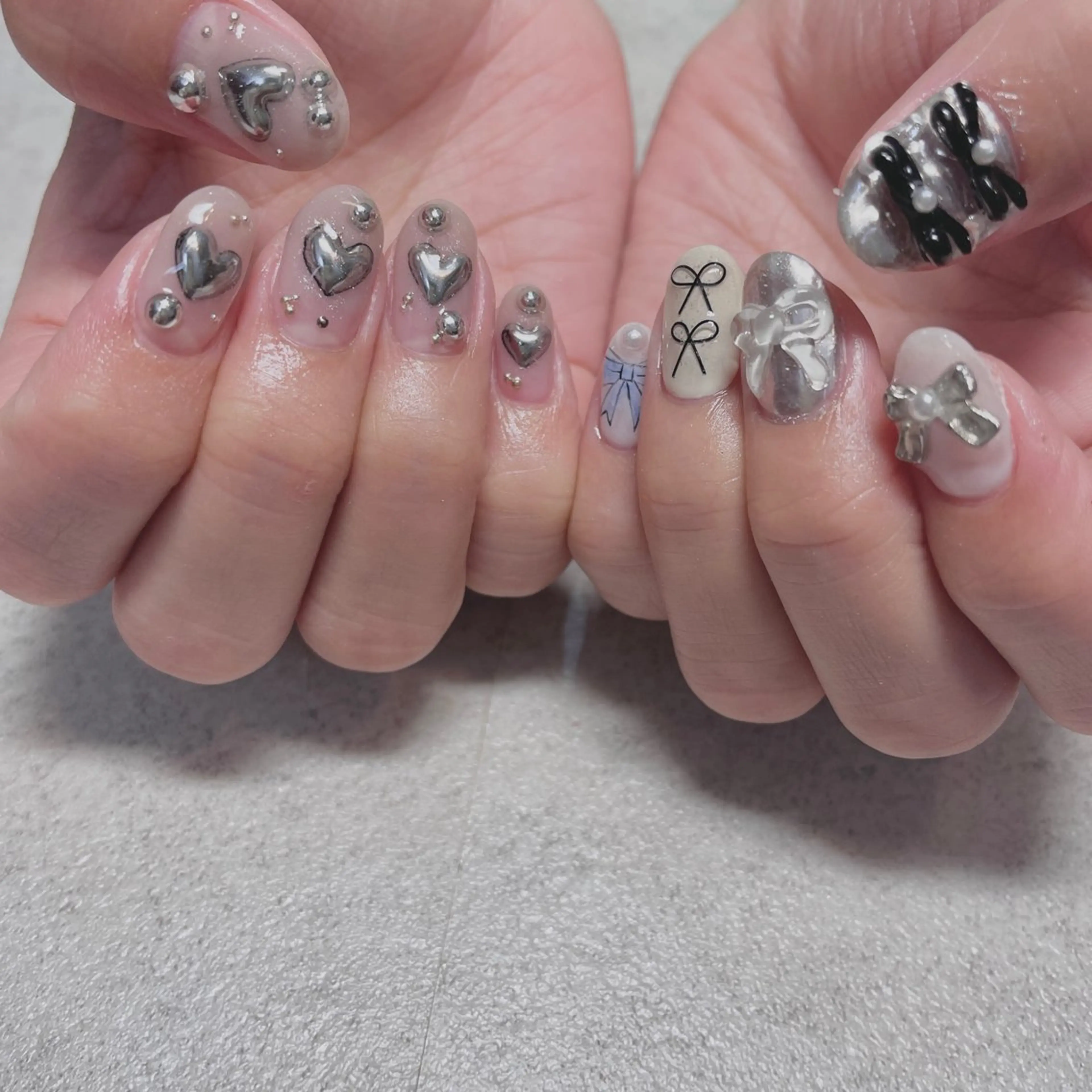 ネイル ドット ハート 韓国ネイル リボン ネイルチップ ハンドネイル acs.n所属・ネイル，耳つぼ 風間すみれのその他イメージ