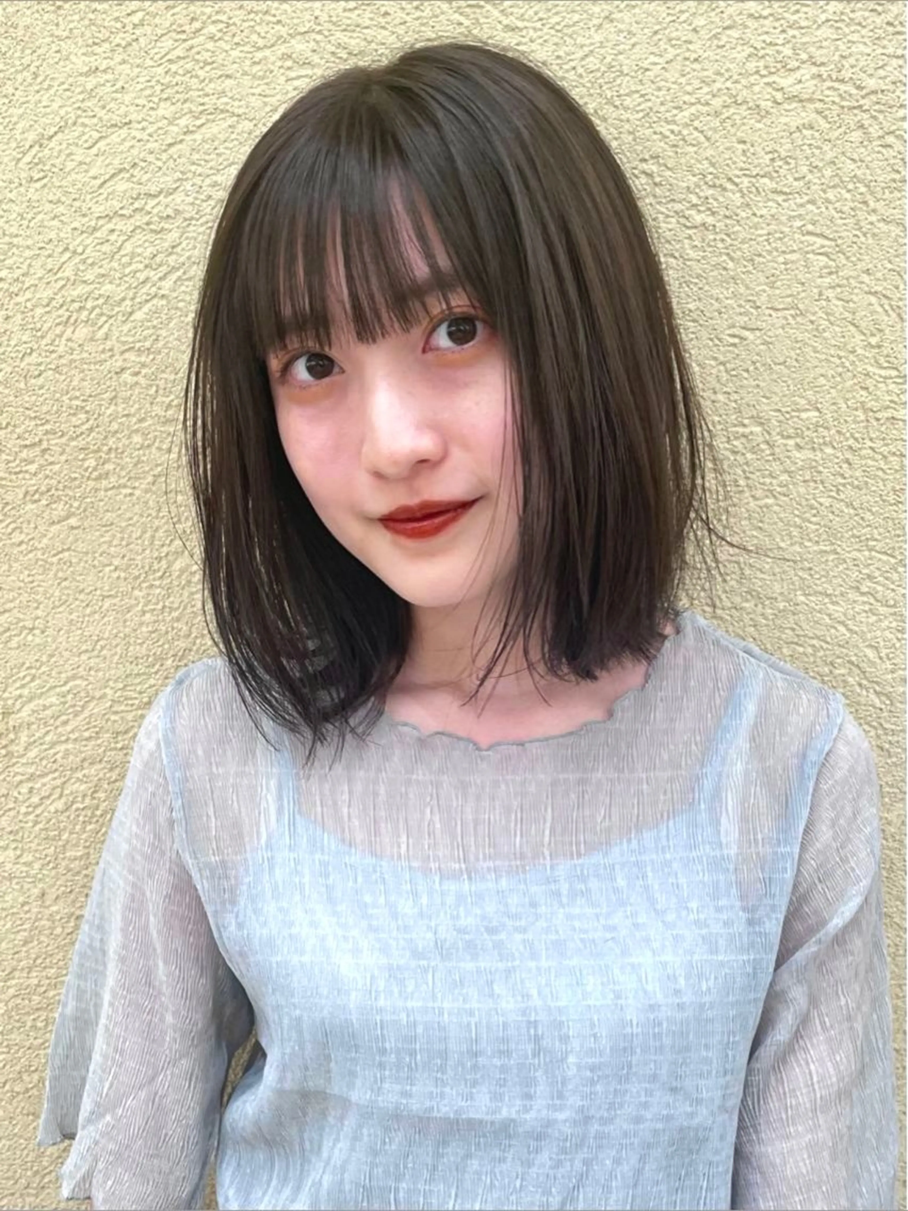 ミディアム 塩谷 雪花のヘアスタイル
