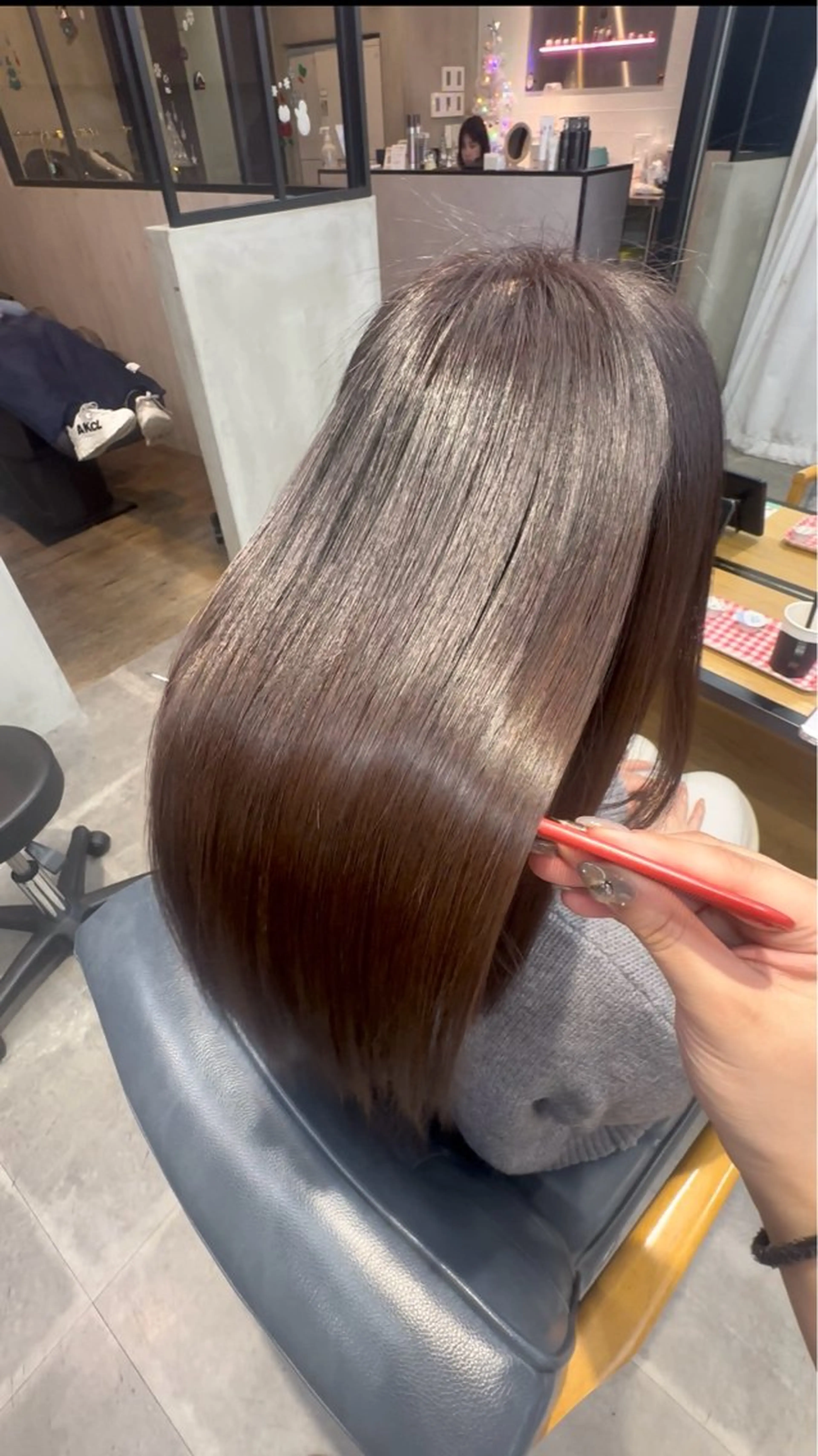 ロング カラー ヘアカラー トリートメント ︎︎カイ ミズキ 🐰𝜗𝜚のヘアスタイル