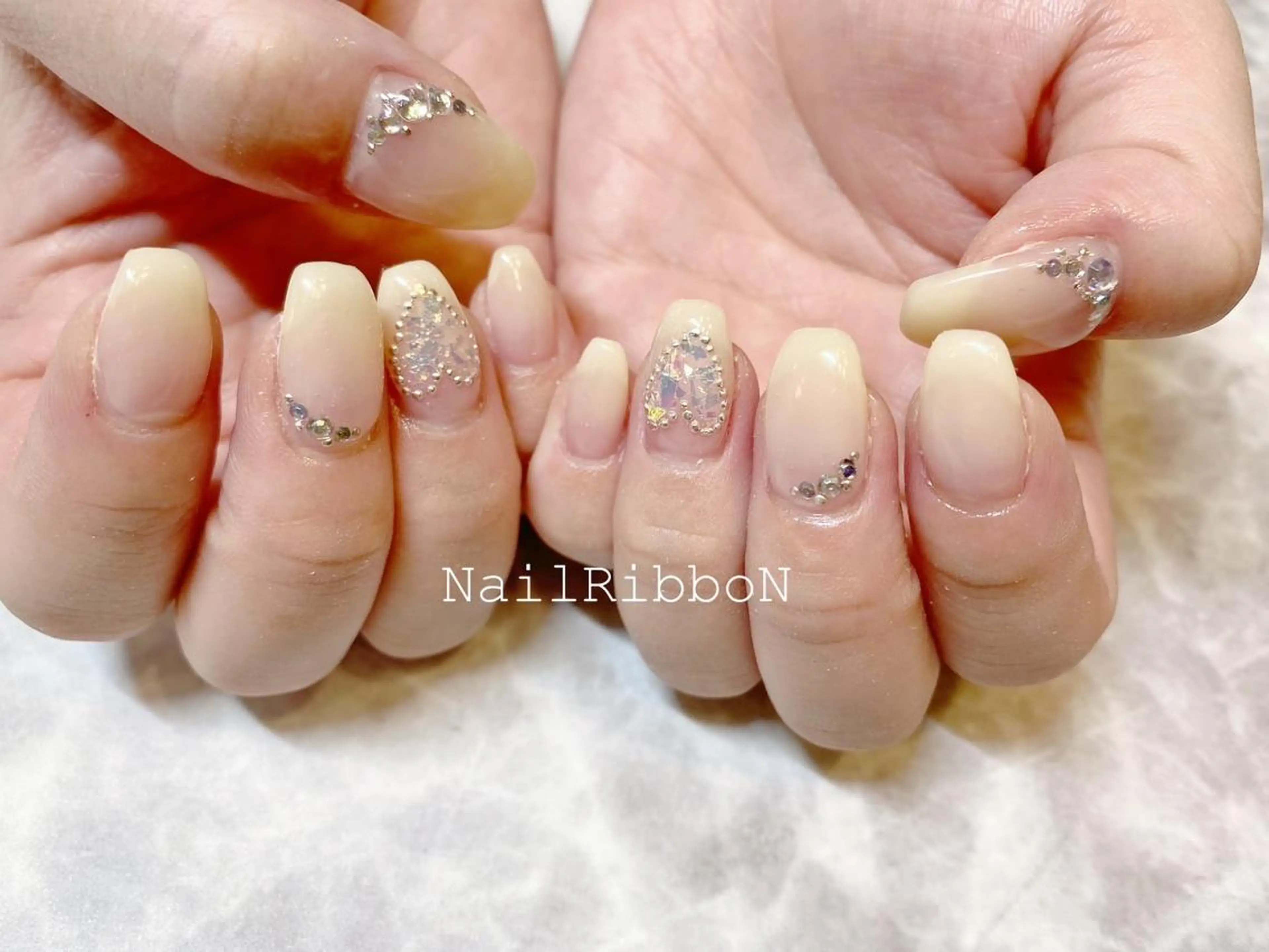 ネイル ネイルリボン 笠井のネイルデザイン