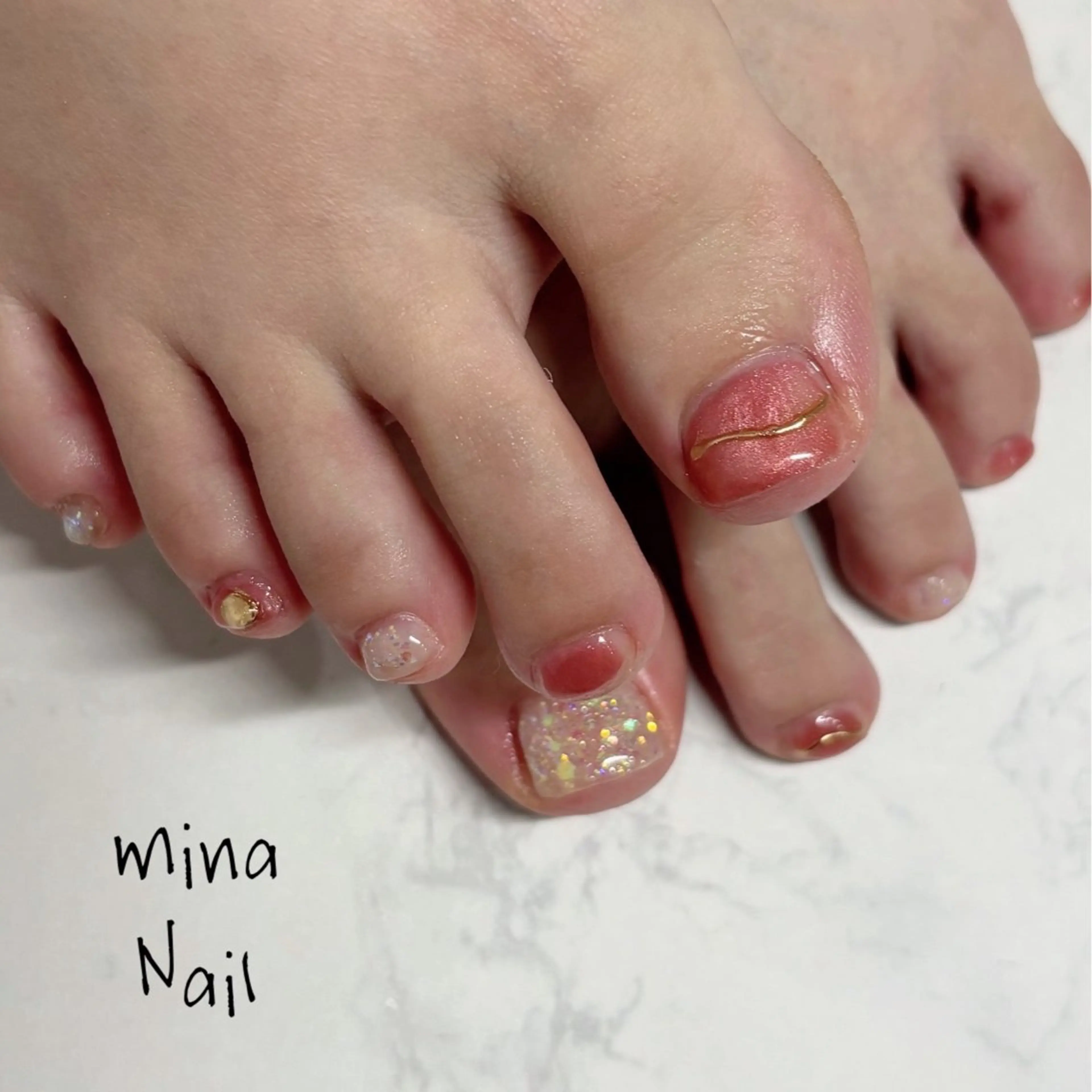 ネイル アートネイル フットネイル ジェルネイル マグネットネイル ミラーネイル mina Nailのネイルデザイン