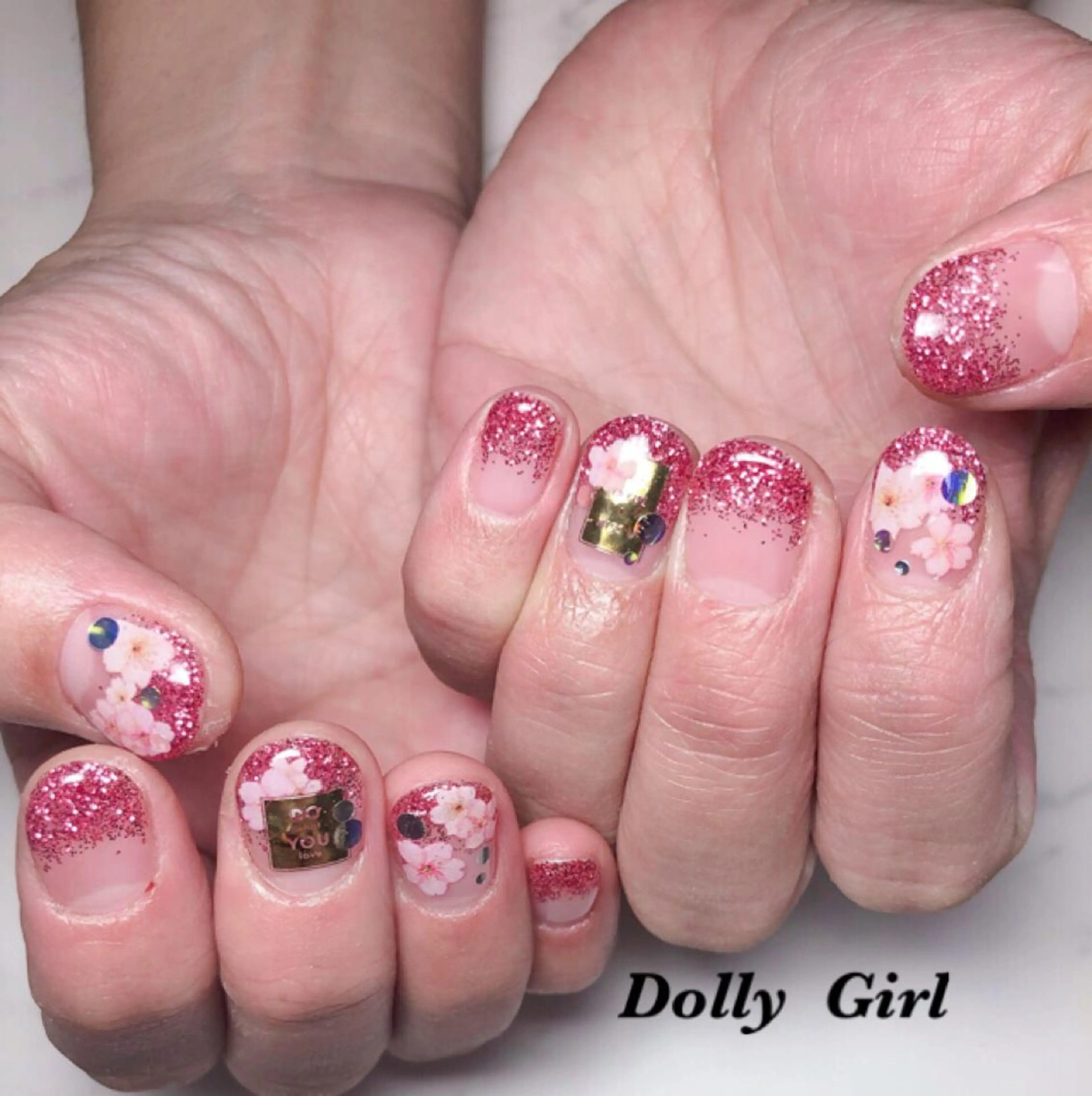 ネイル 個室ネイルサロンDolly Girl〜ドーリーガール〜所属・DollyGirl KYOKOのネイルデザイン