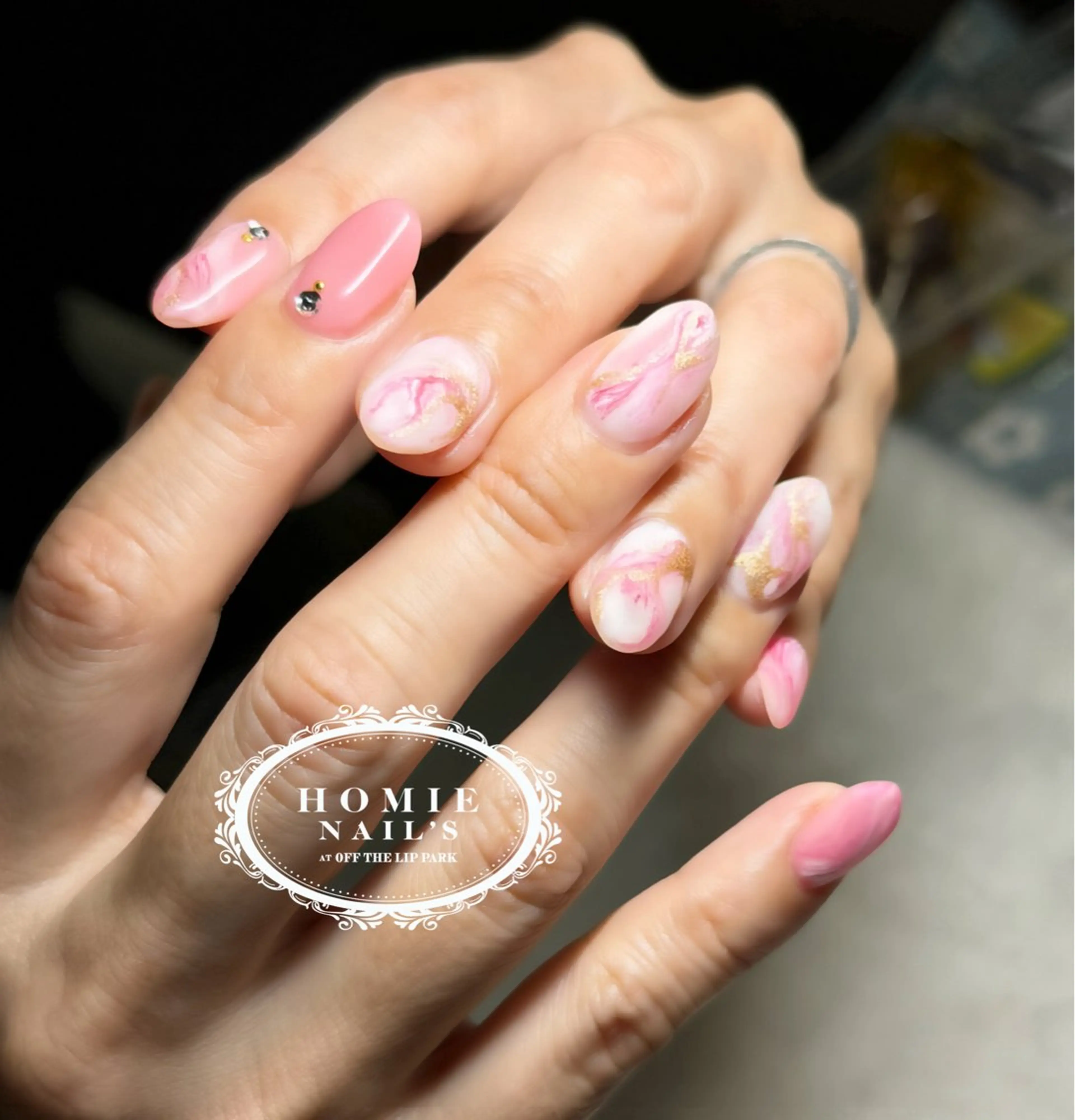 ネイル 大理石ネイル(マーブル) ニュアンスネイル オフザリップパーク Asamiのネイルデザイン