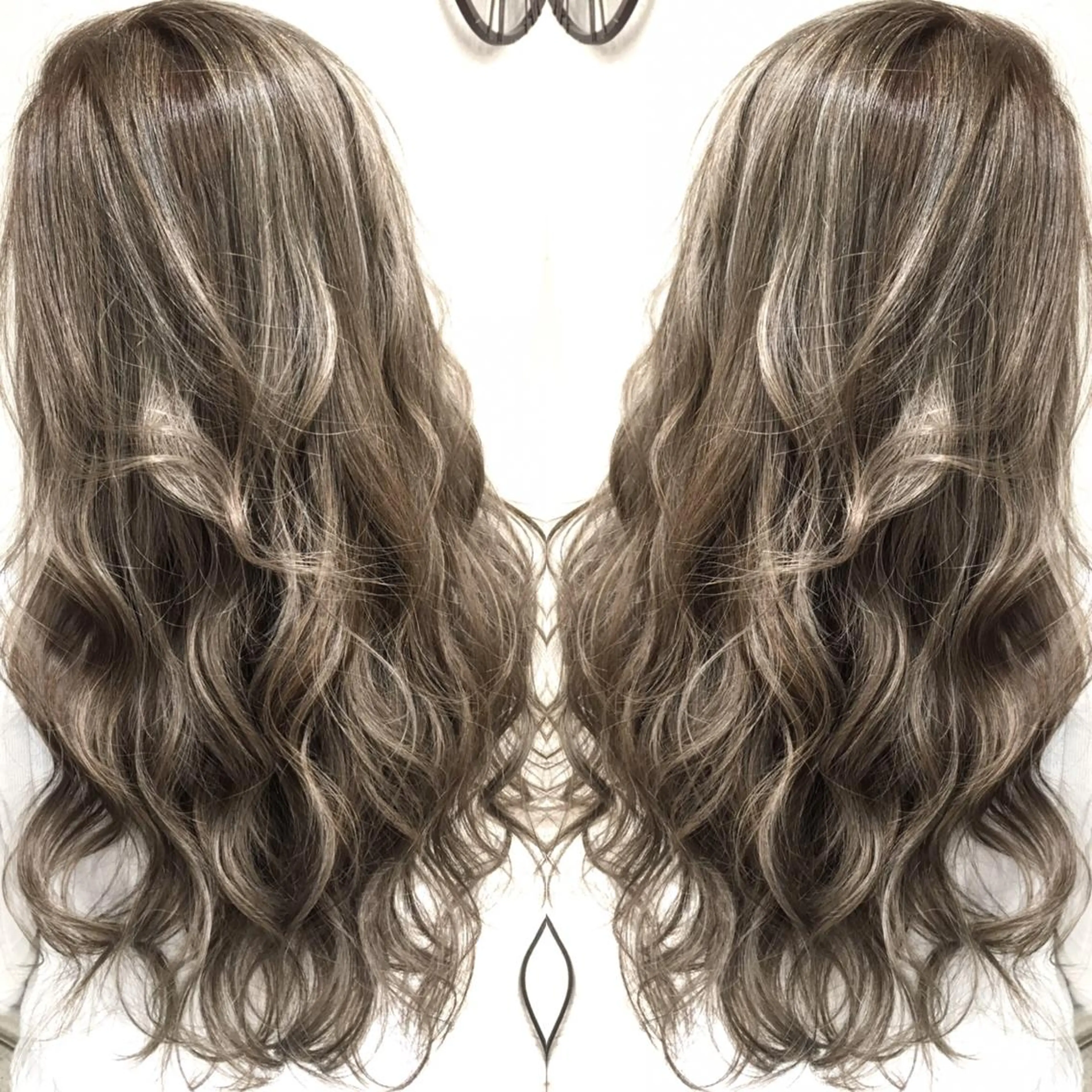 ロング カラー ベージュカラー ハイライトカラー 3Dハイライト ハイライト ヘアカラー トリートメント 井上 一平のヘアスタイル