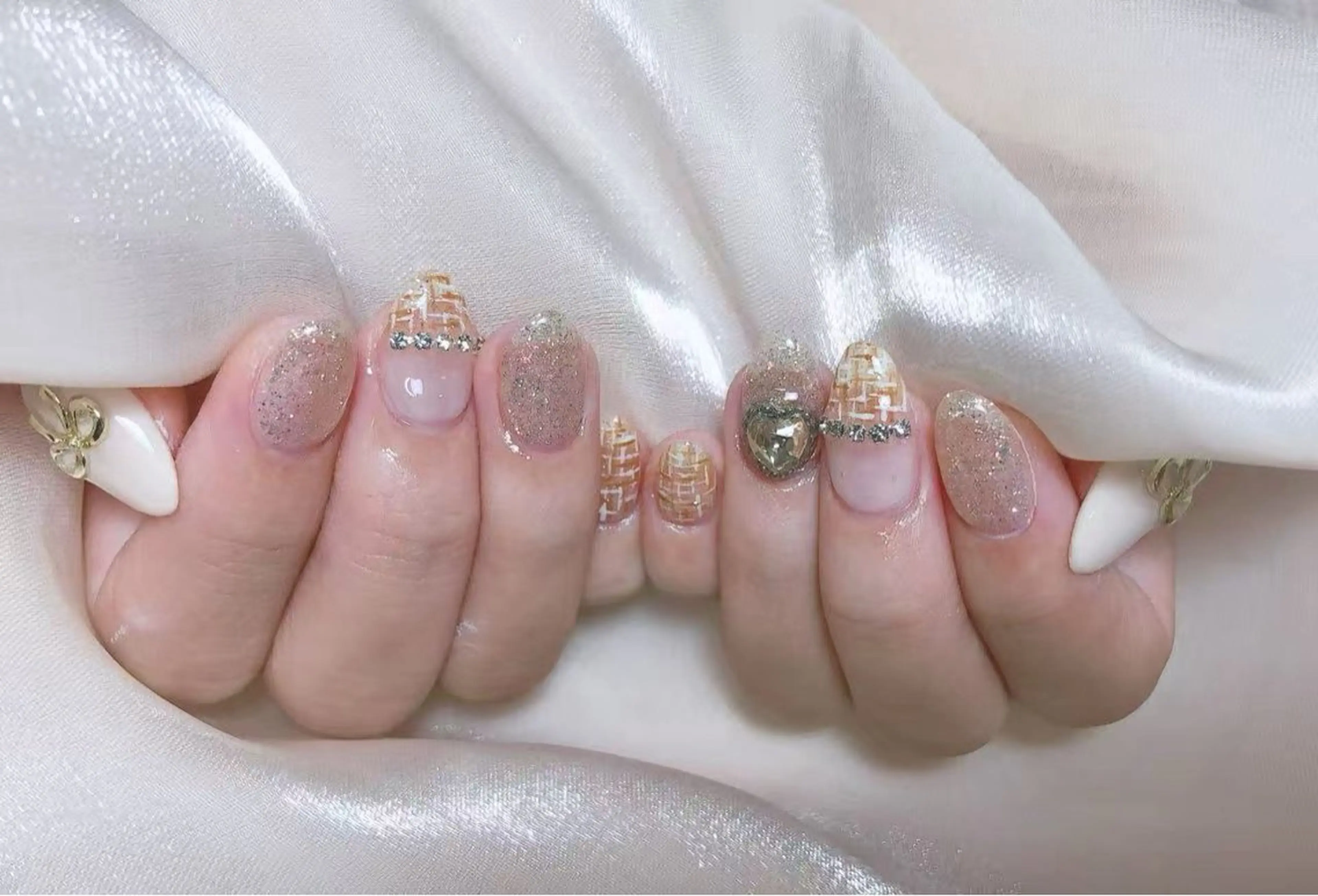 ネイル LR.ONE リナのネイルデザイン