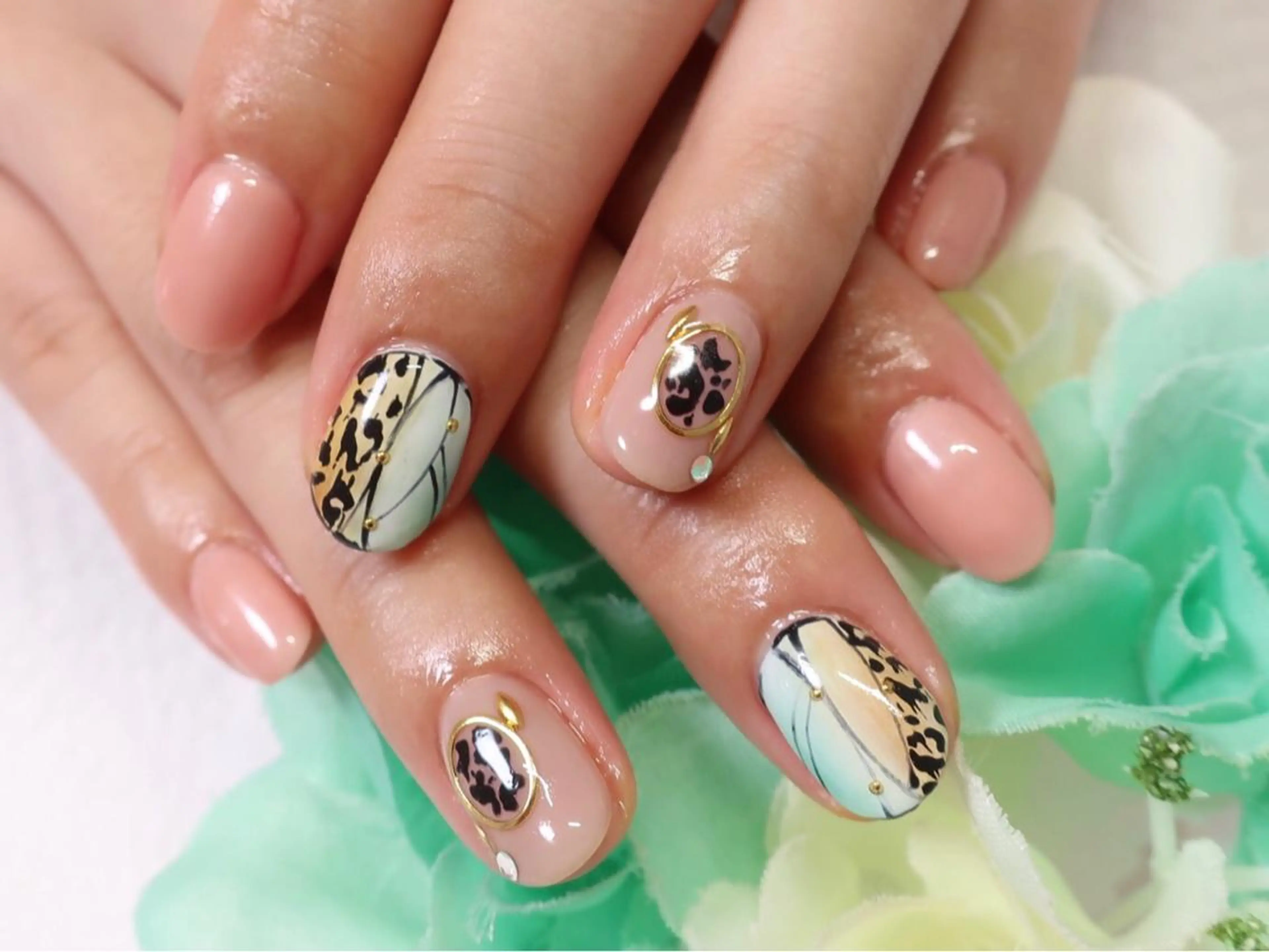 ネイル ハンドネイル つきかわ ともみのネイルデザイン