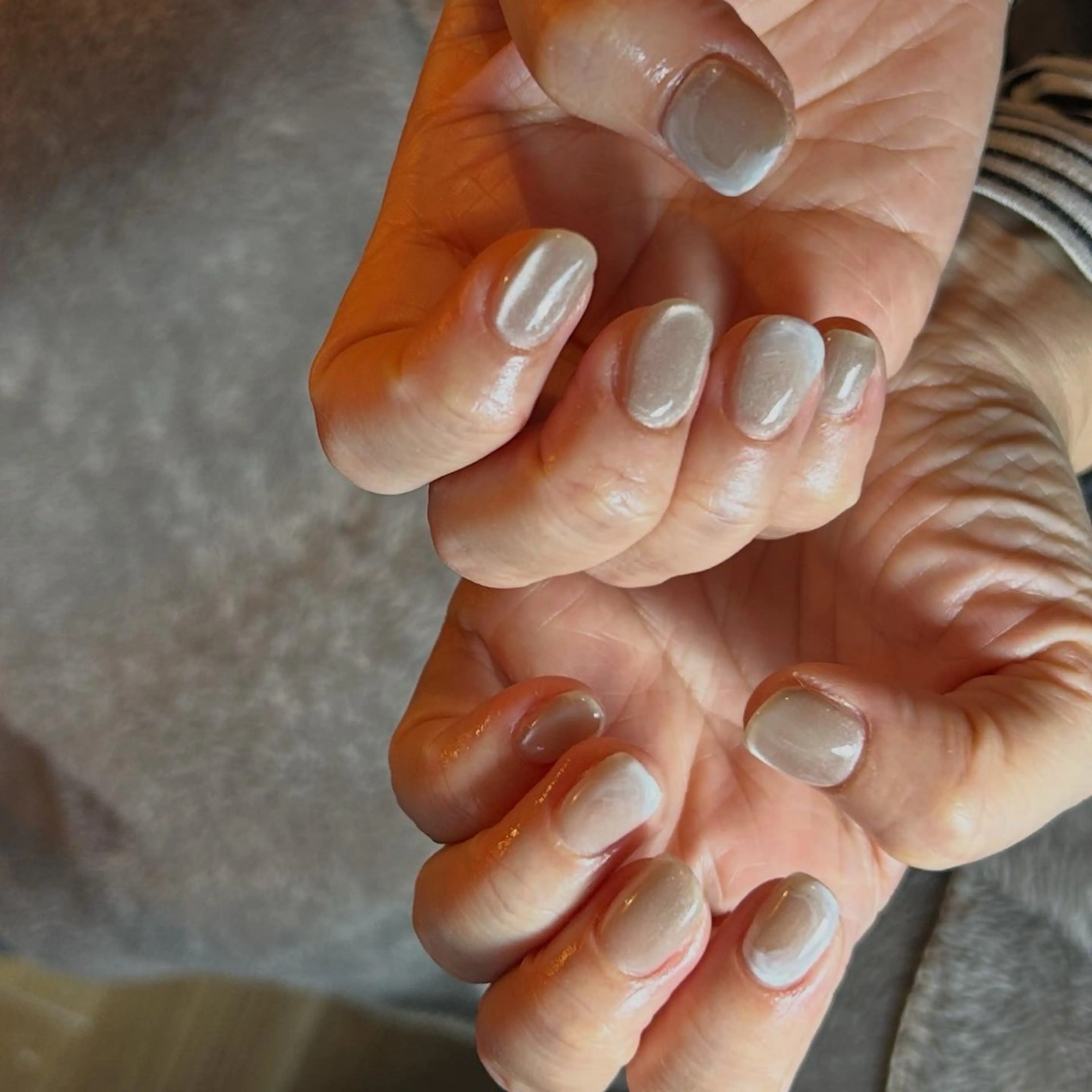 ネイル マグネットネイル シンプルネイル フリーランス¨̮⃝ ネイリストOKADAのネイルデザイン