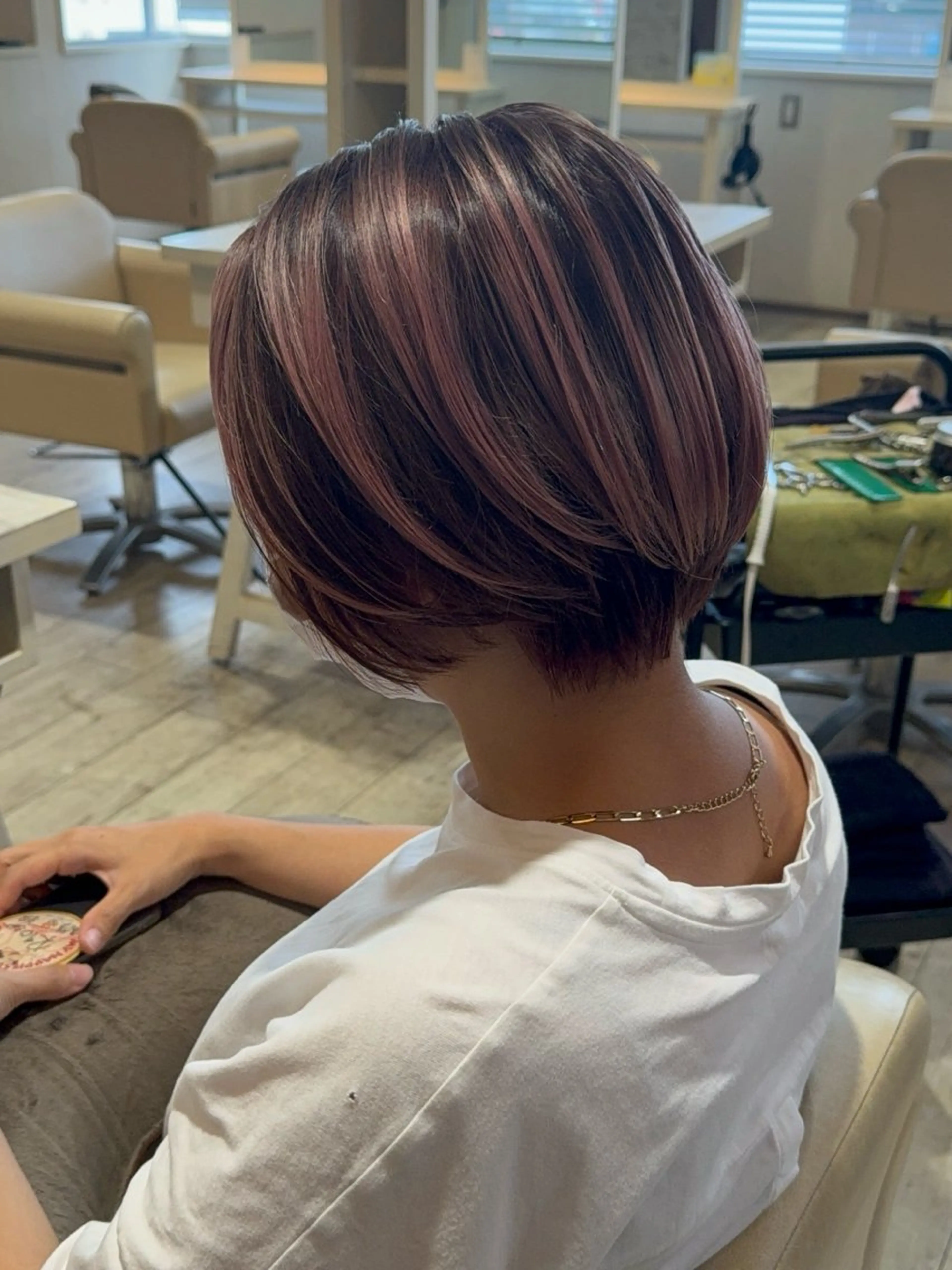 ショート カラー umber royce所属・SEKIMOTO IBUKIのヘアスタイル