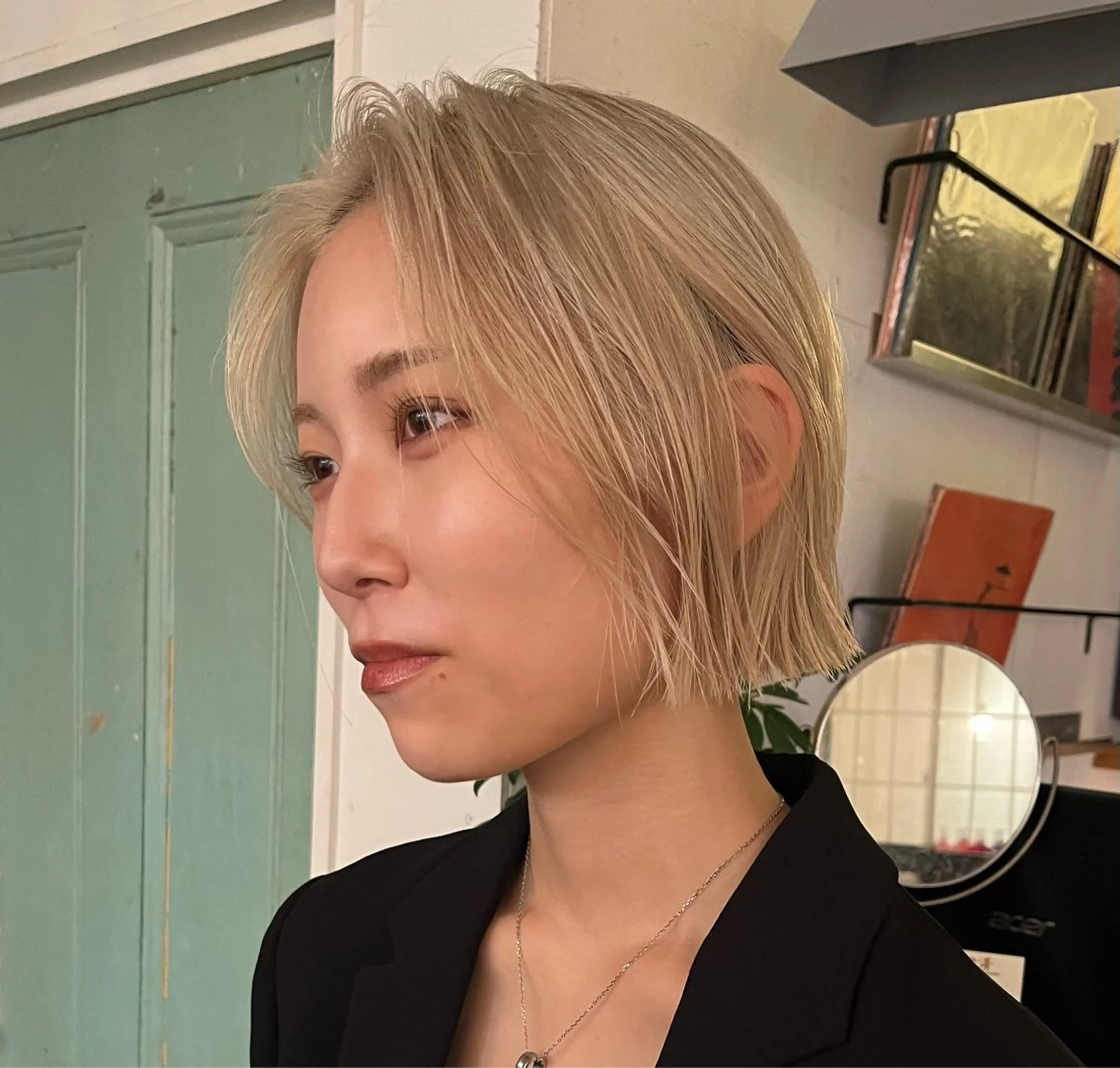 ミディアム 切りっぱなしボブ ボブ カット ブリーチなし/透明感 /ショート/大世のヘアスタイル