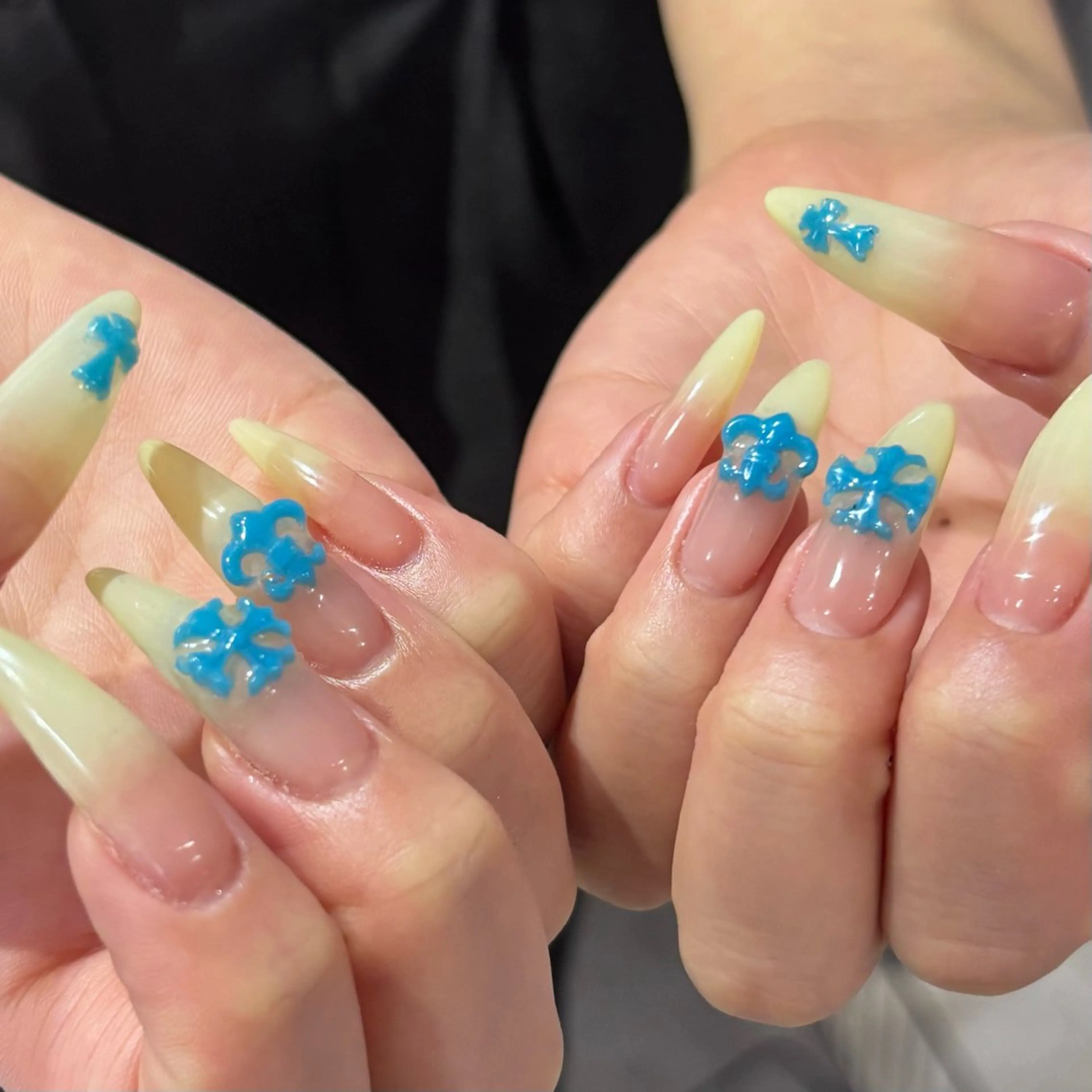 ネイル ハンドネイル 🪐富島彩夏 /海外nail🪐のネイルデザイン