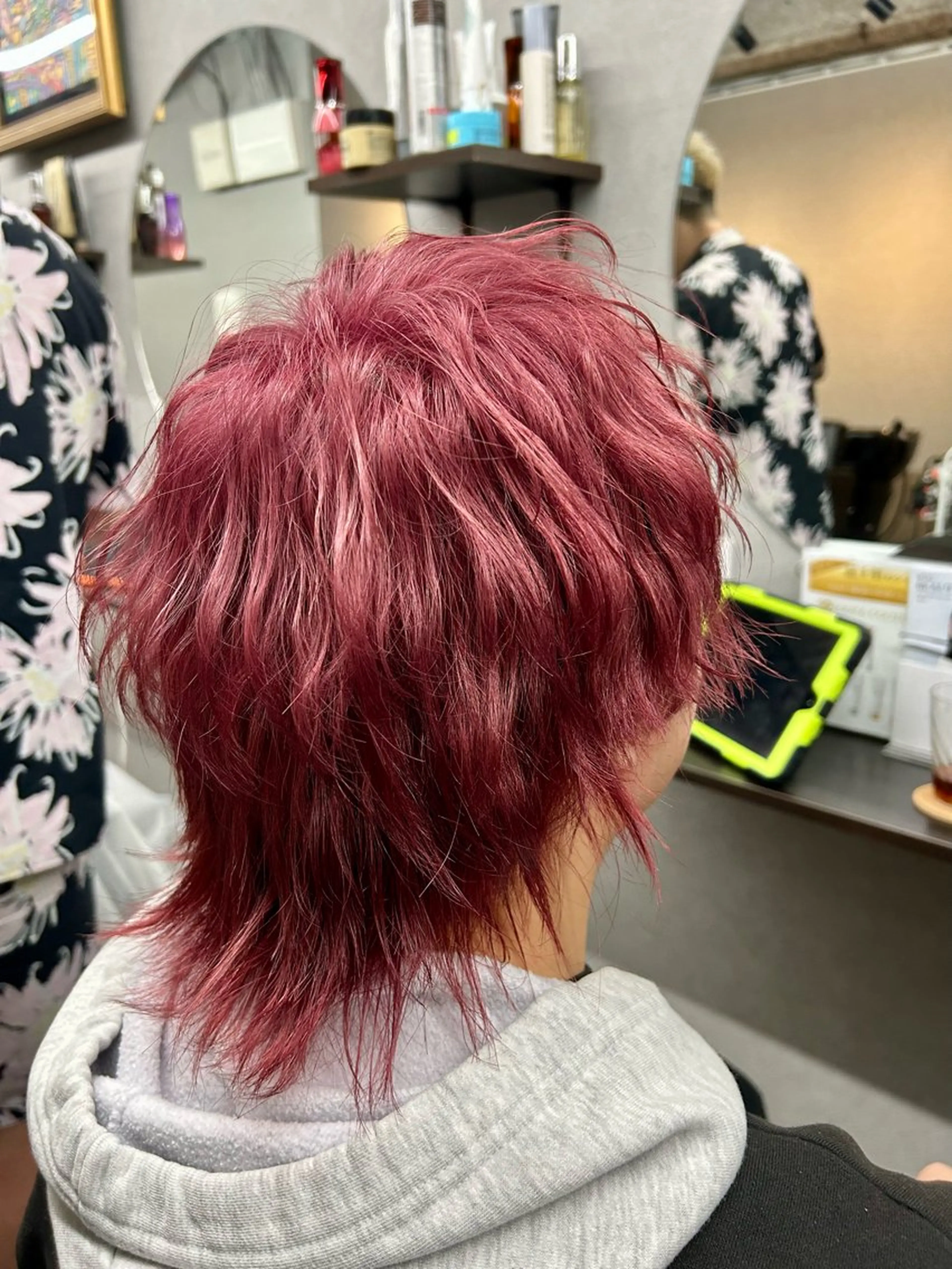 ミディアム カラー メンズ カット ヘアカラー ゲーマー美容師 KENTOのヘアスタイル