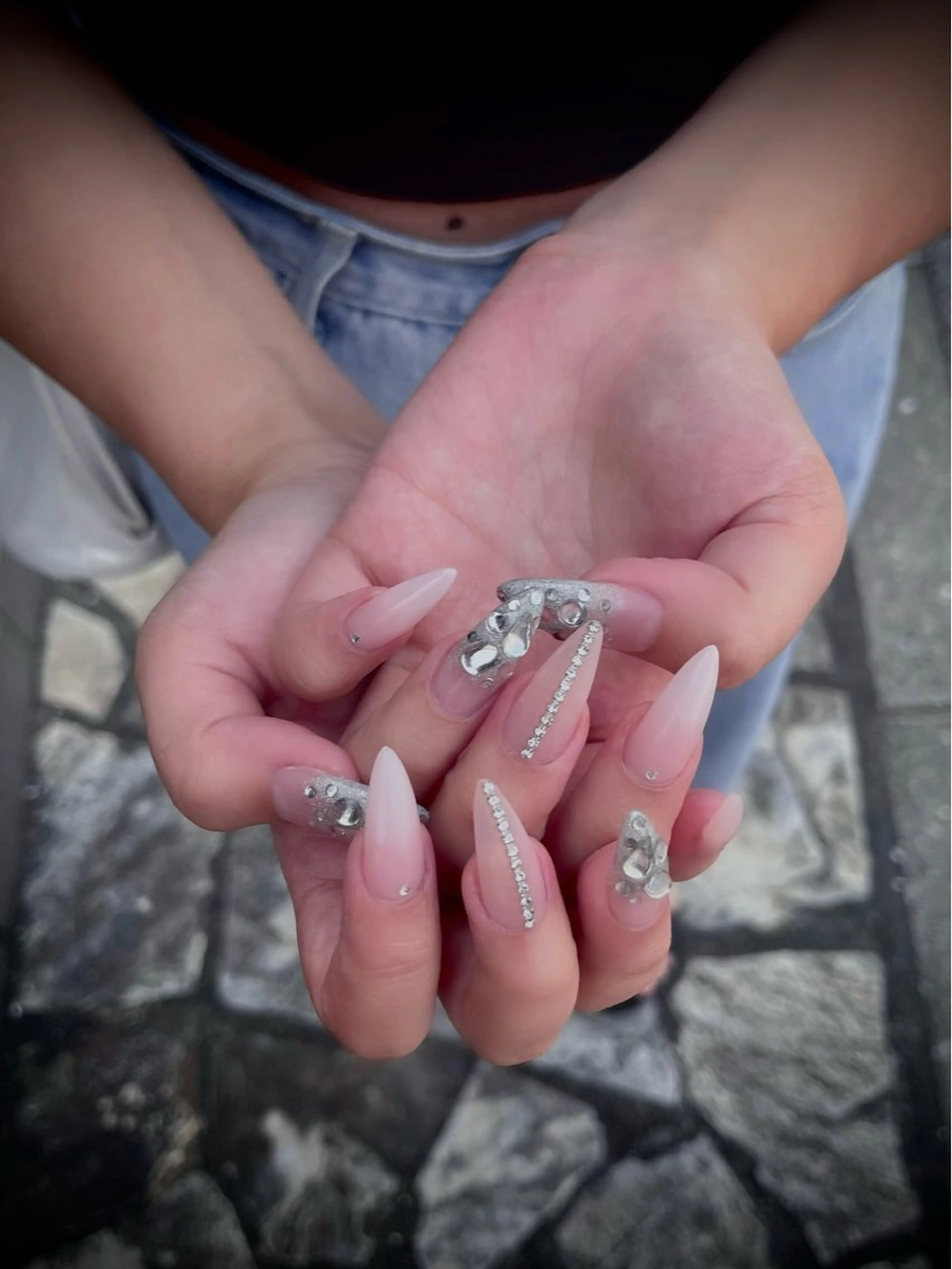 ネイル フットネイル キラキラネイル マグネットネイル ワンカラーネイル スカルプネイル nine.🦋 YUKOのネイルデザイン