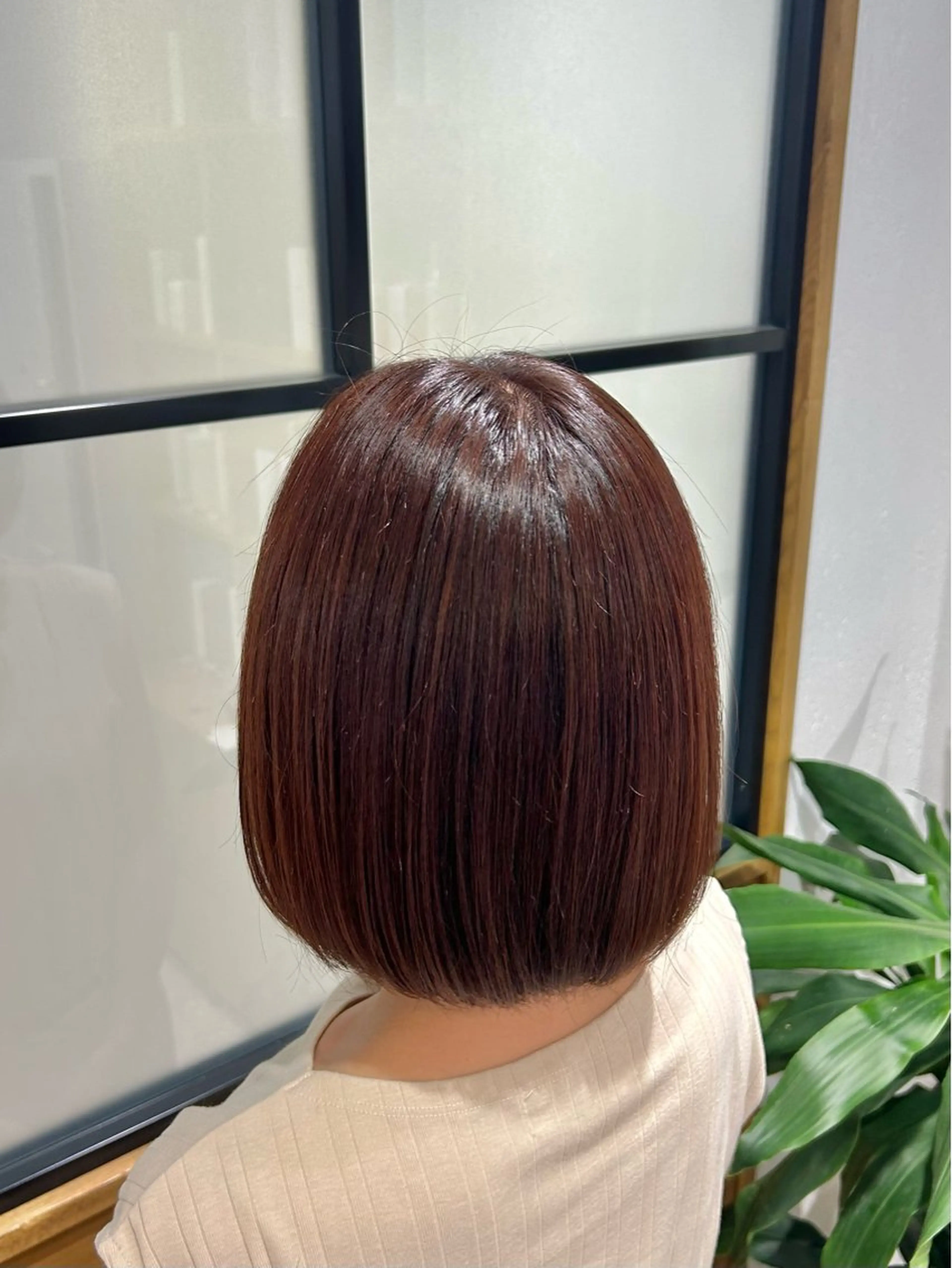 ショート やなぎさわ はるなのヘアスタイル