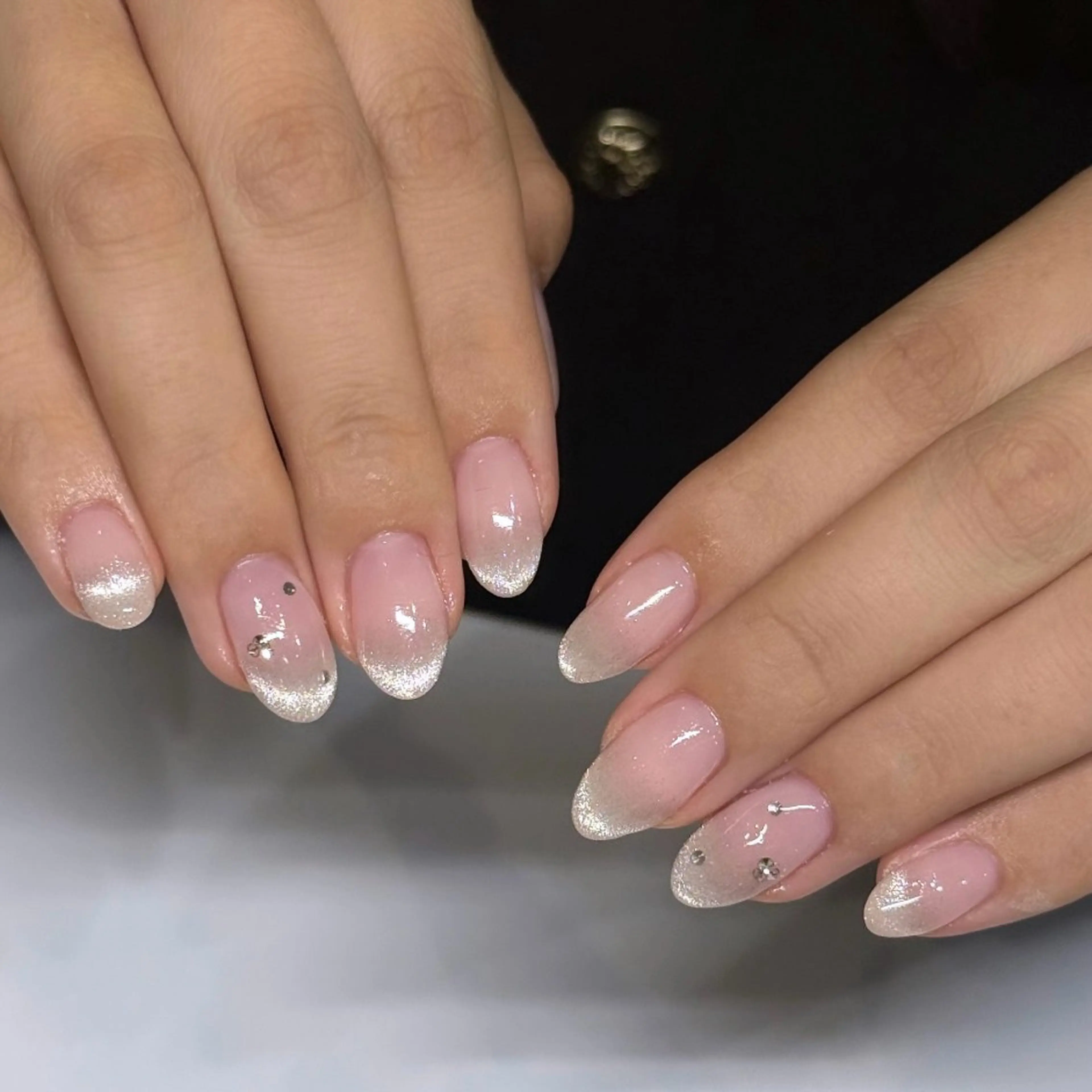 ネイル 𝘉𝘢𝘣𝘦𝘭 𝘜𝘮𝘪のネイルデザイン