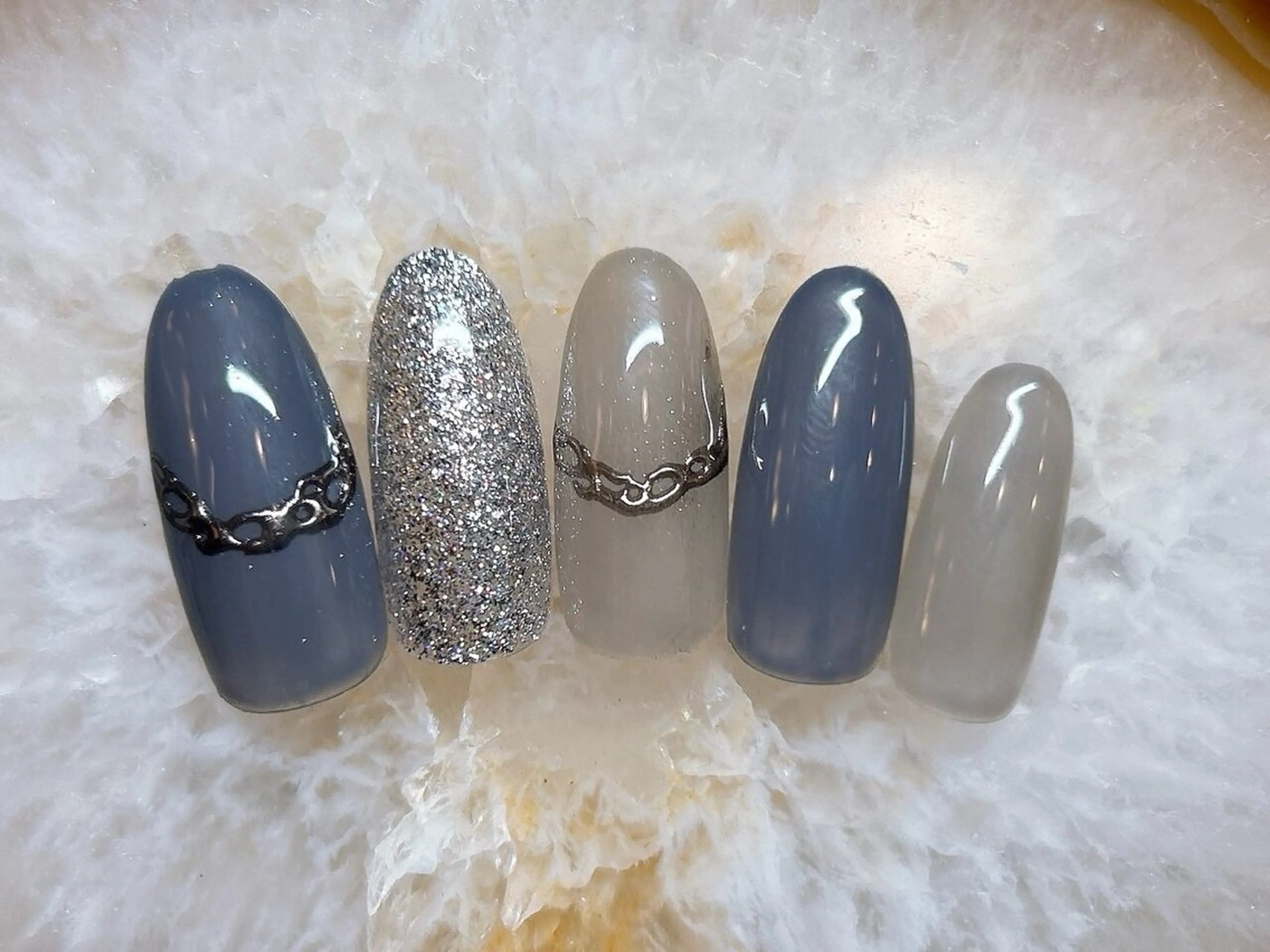 ネイル シンプルネイル aimer tomomiのネイルデザイン