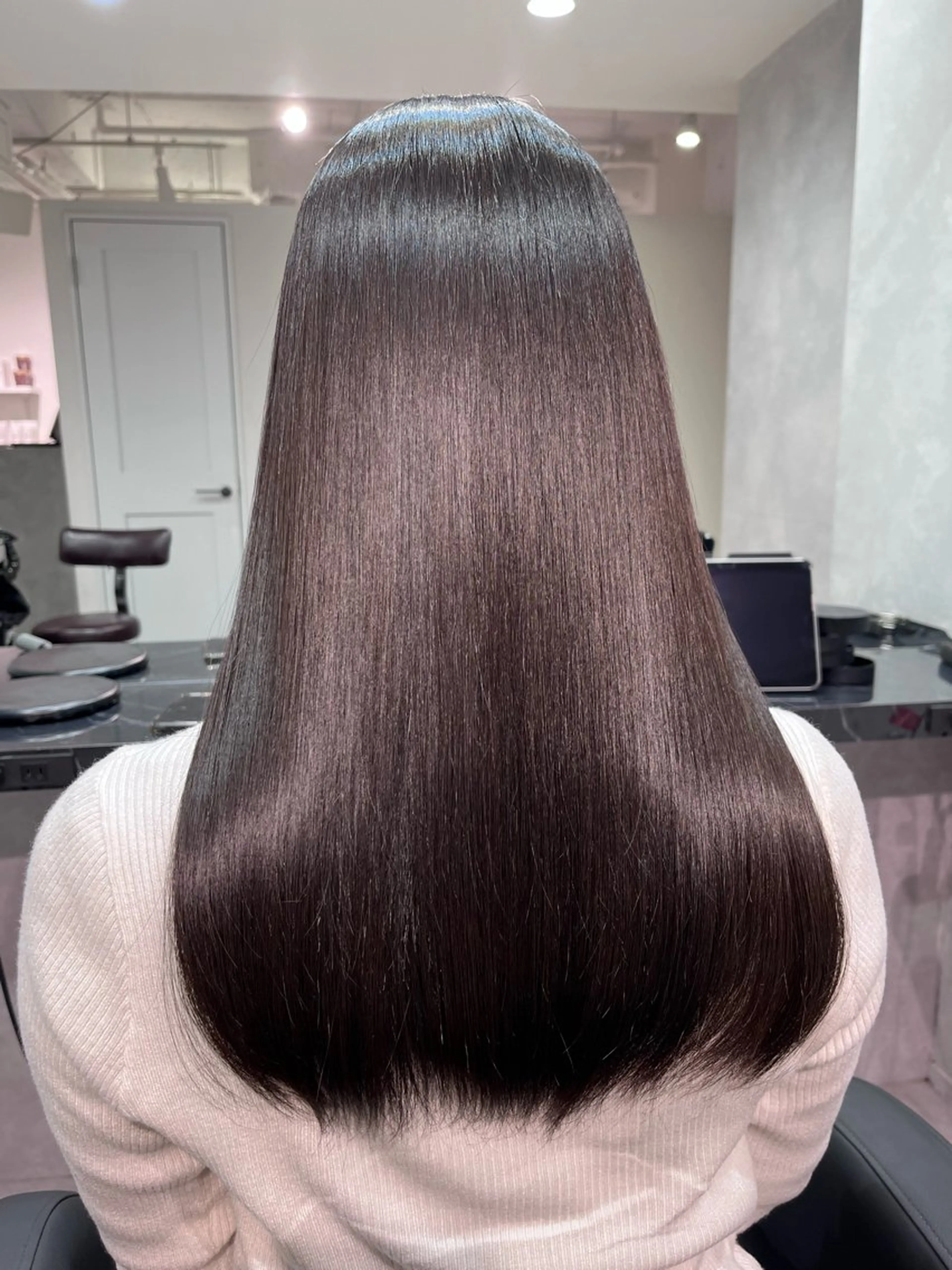 セミロング パーマ 髪質改善 縮毛矯正 ストレートパーマ 縮毛矯正 トリートメント 美髪艶髪✨️/千種 さなのヘアスタイル