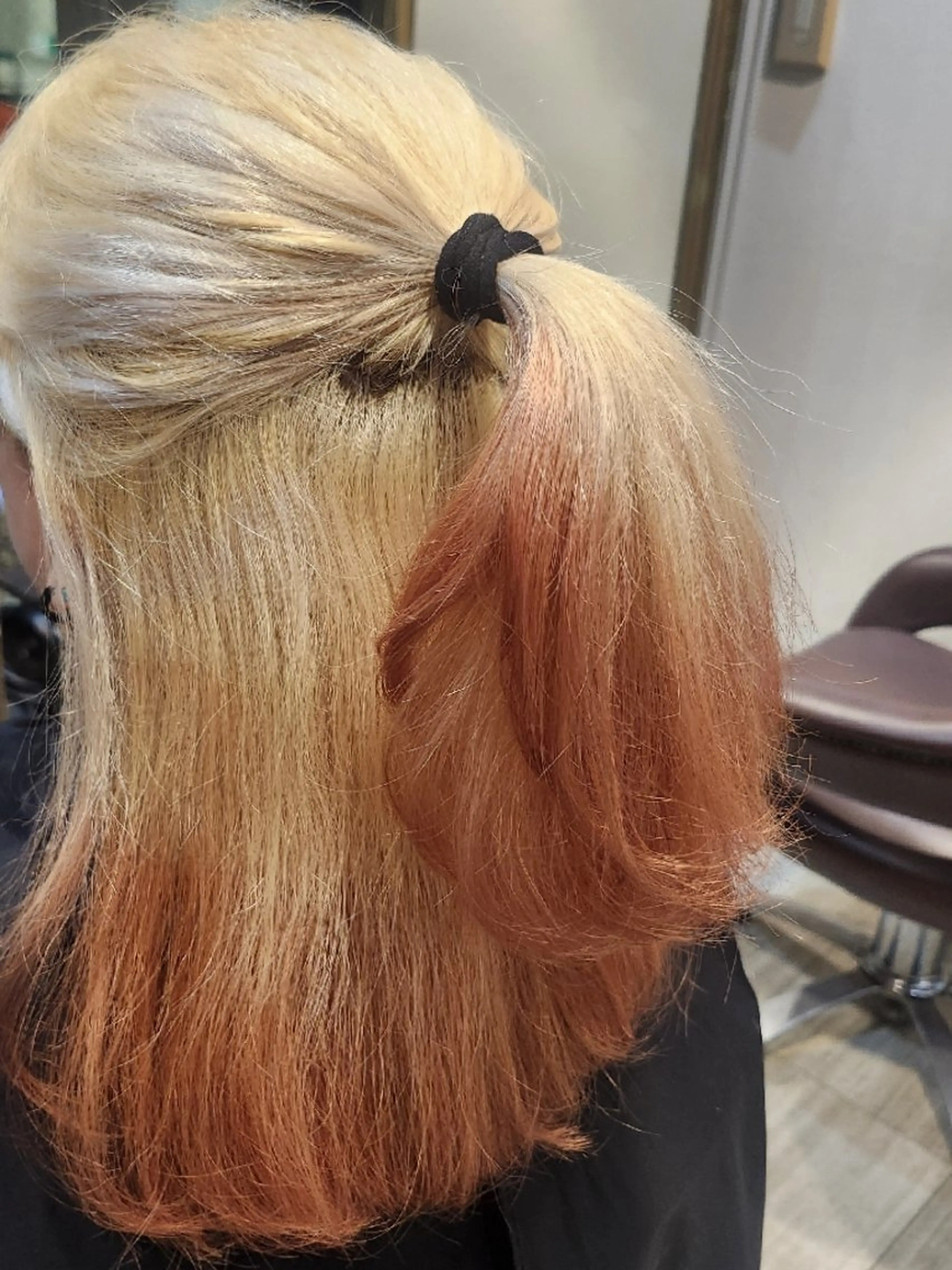 セミロング カラー ブリーチ ヘアカラー ヘアーメイクウィル阪急茨木所属・will こむぎのヘアスタイル