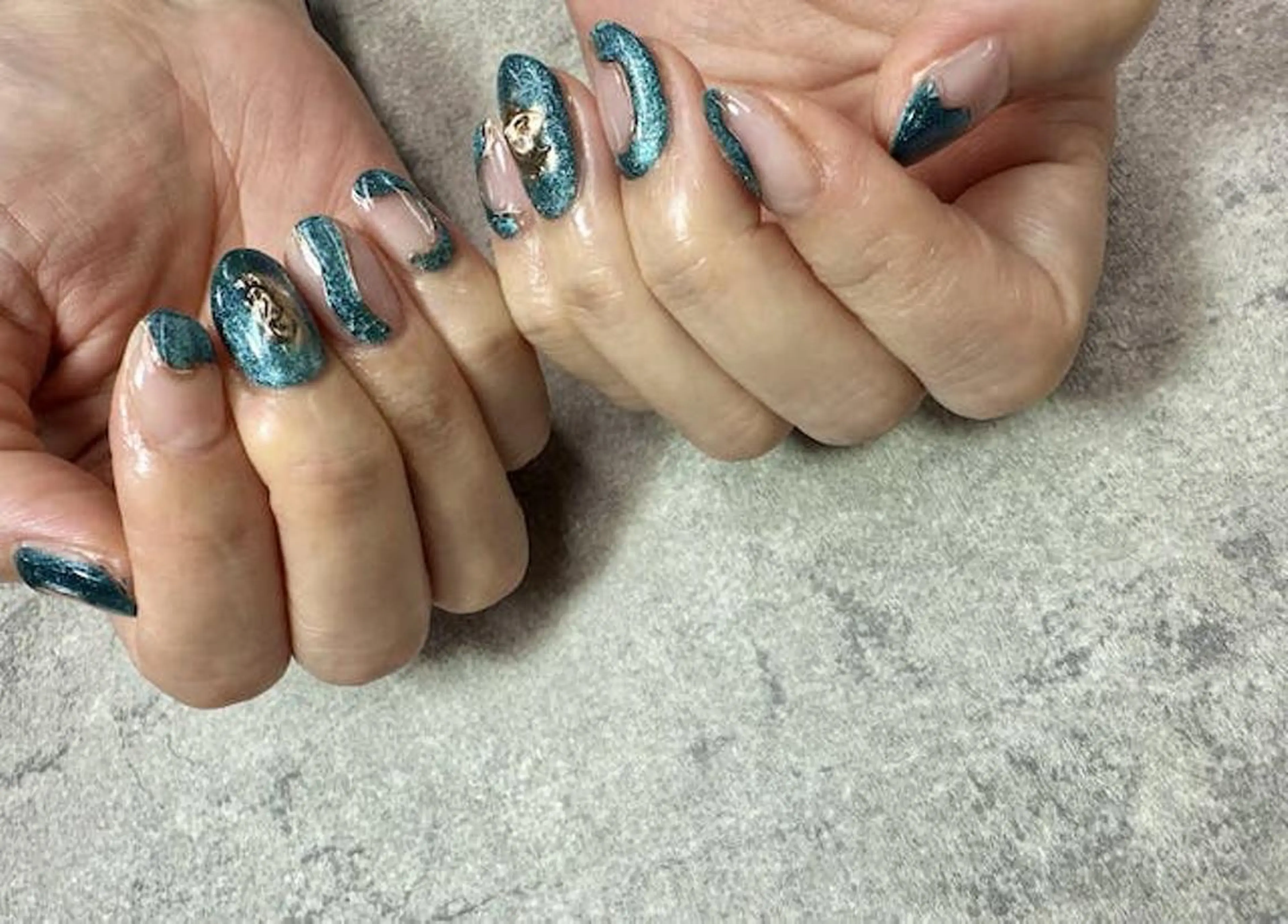 ネイル フットネイル フレンチネイル ジェルネイル ガラスフレンチ グラデーション ハンドネイル ハンドケア FASTNAIL PLUS 新宿店のネイルデザイン